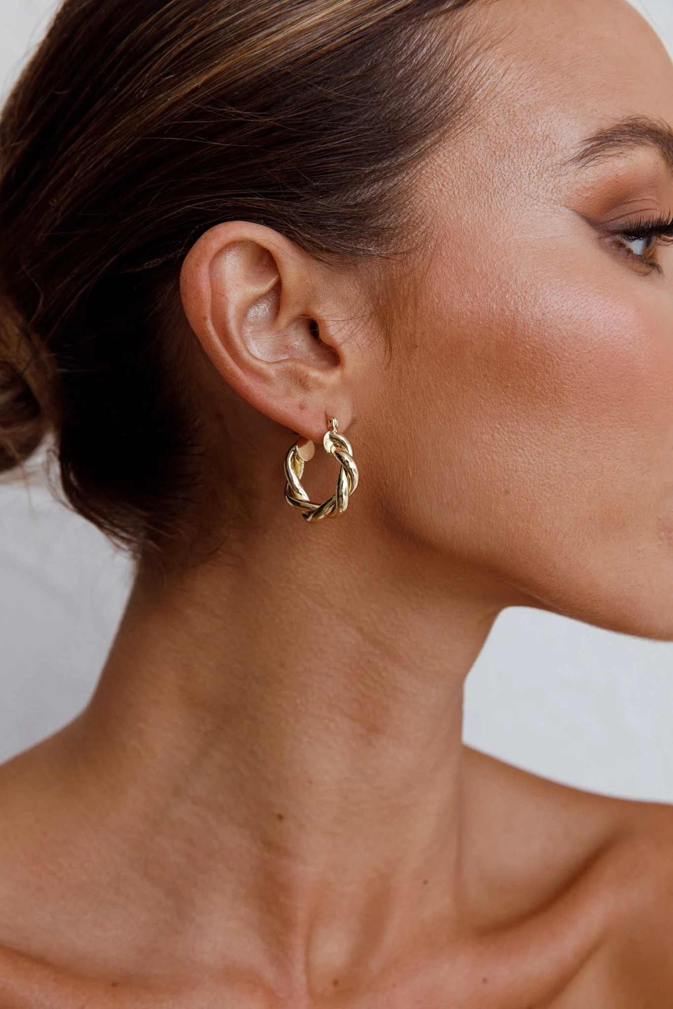 Fate Rope Hoop Earrings Gold - Image 5
