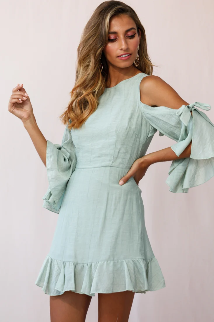 Flaxton Tied Sleeve Cold Shoulder Dress Pistachio - Image 5