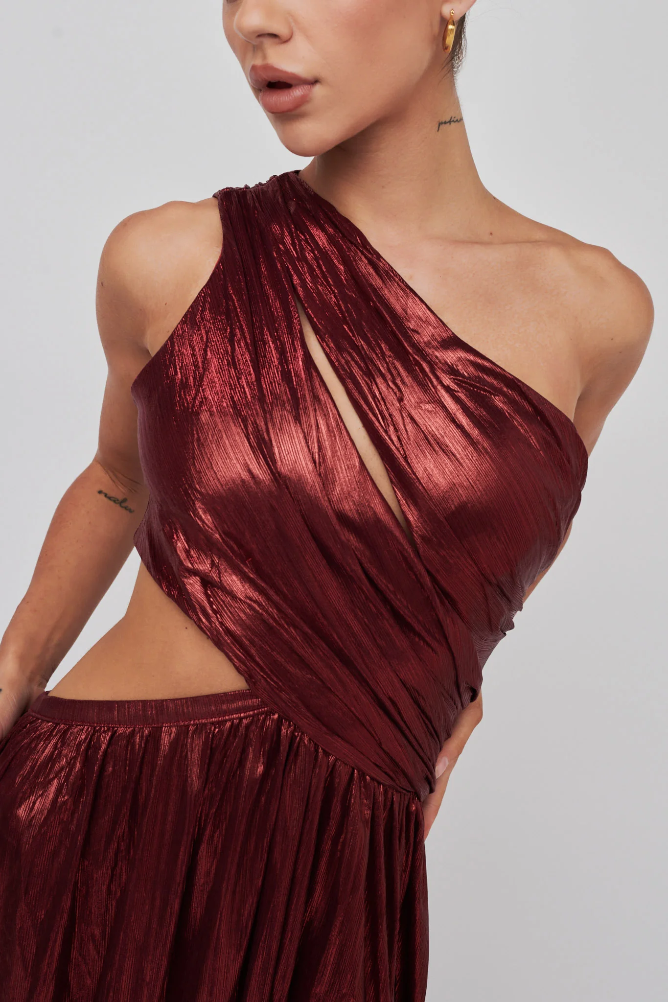 Fortuna One Shoulder Split Maxi Dress Wine - Image 4