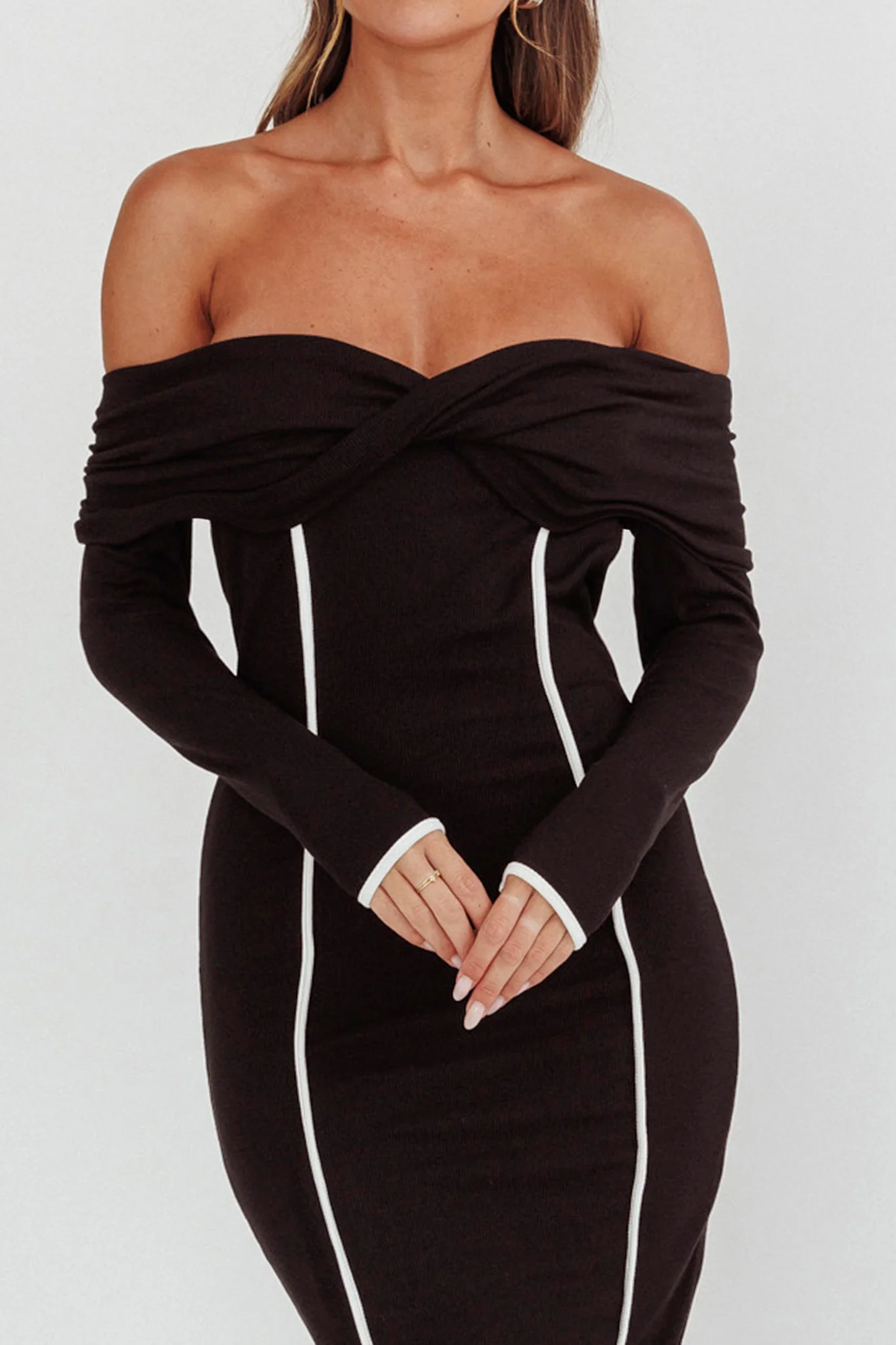 Genesis Off-Shoulder Long Sleeve Maxi Dress Black - Image 3