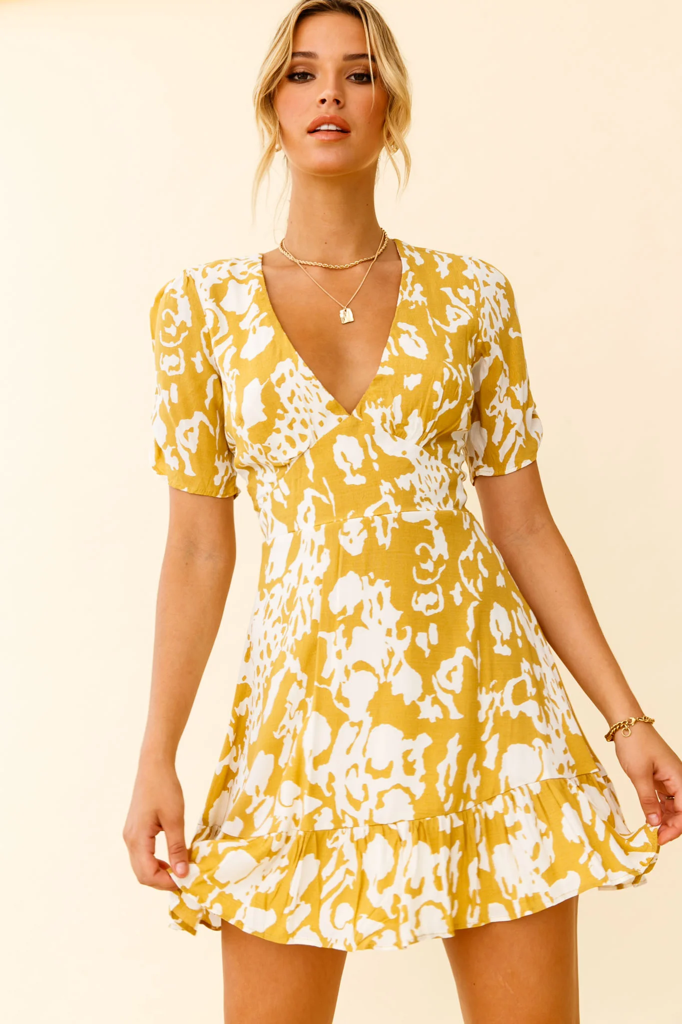 Georgina Ruched Sleeve Tea Dress Stencil Print Mustard - Image 7