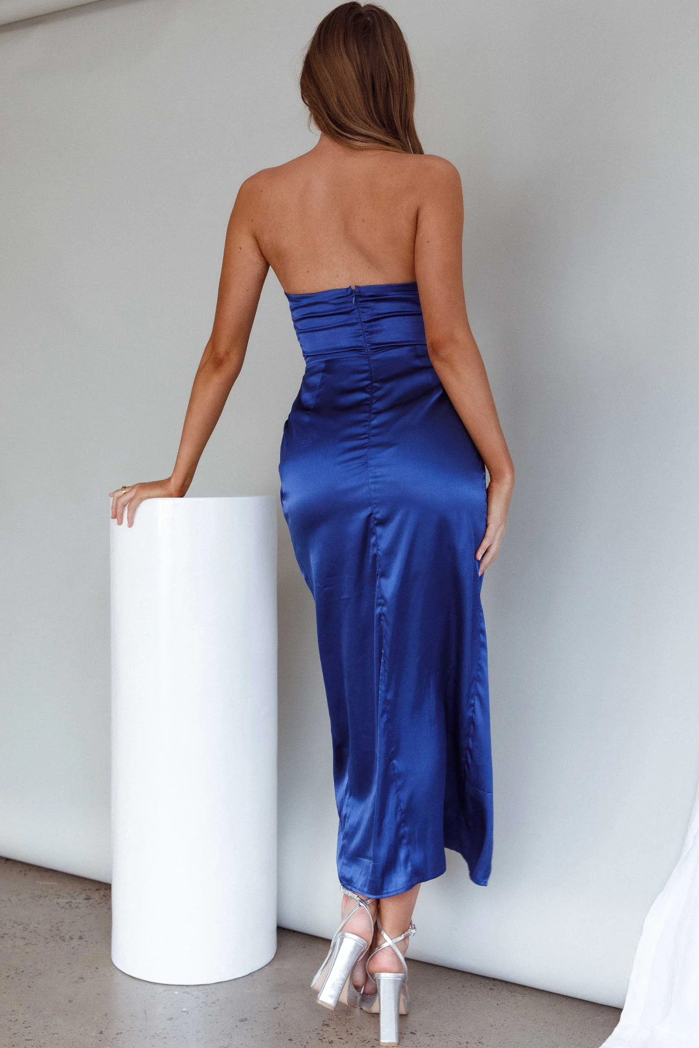 Gianna Strapless Ruched Bust Midi Dress Navy - Image 2