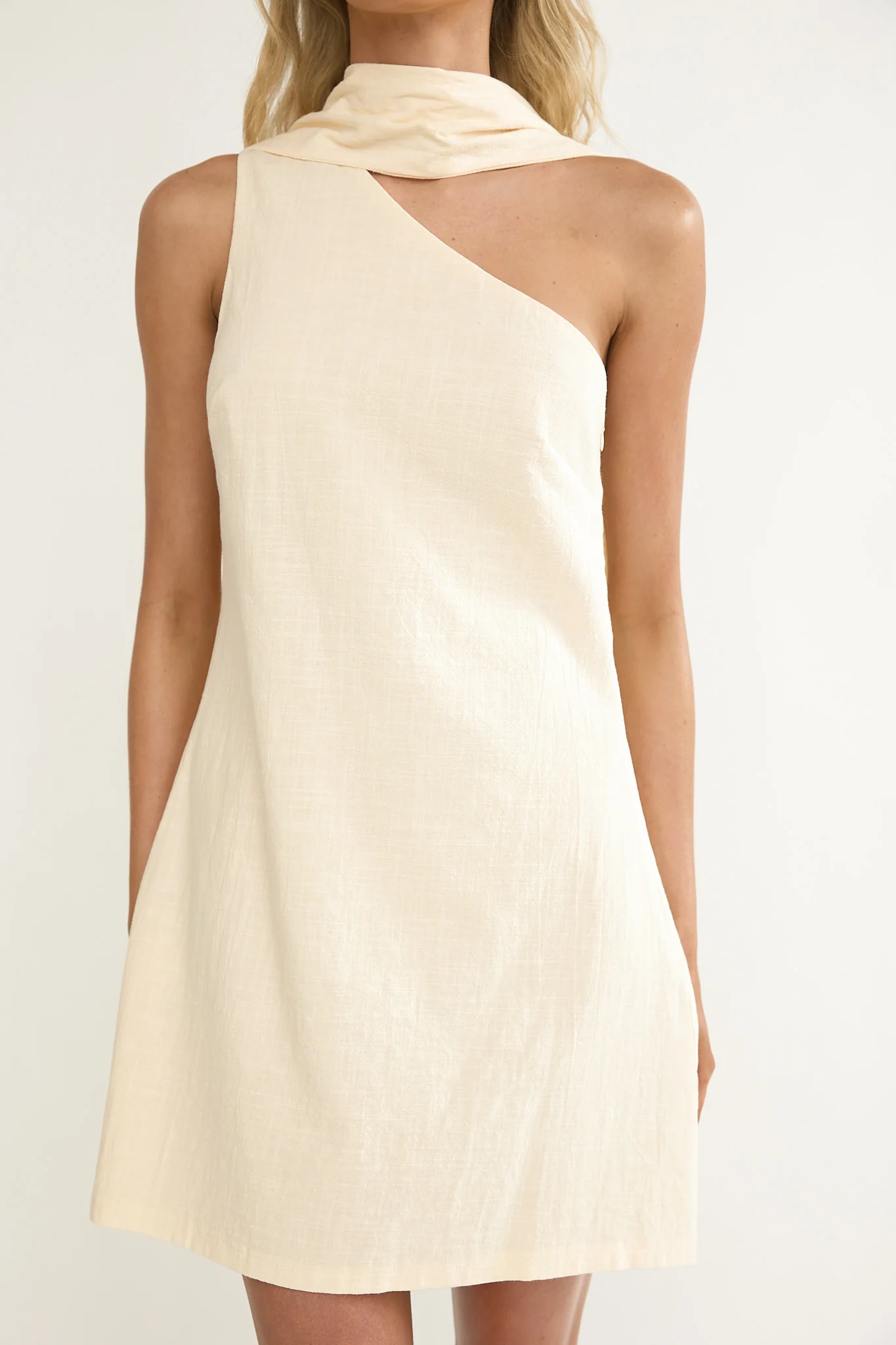 Gizelle One-Shoulder Scarf Mini Dress Oat - Image 4
