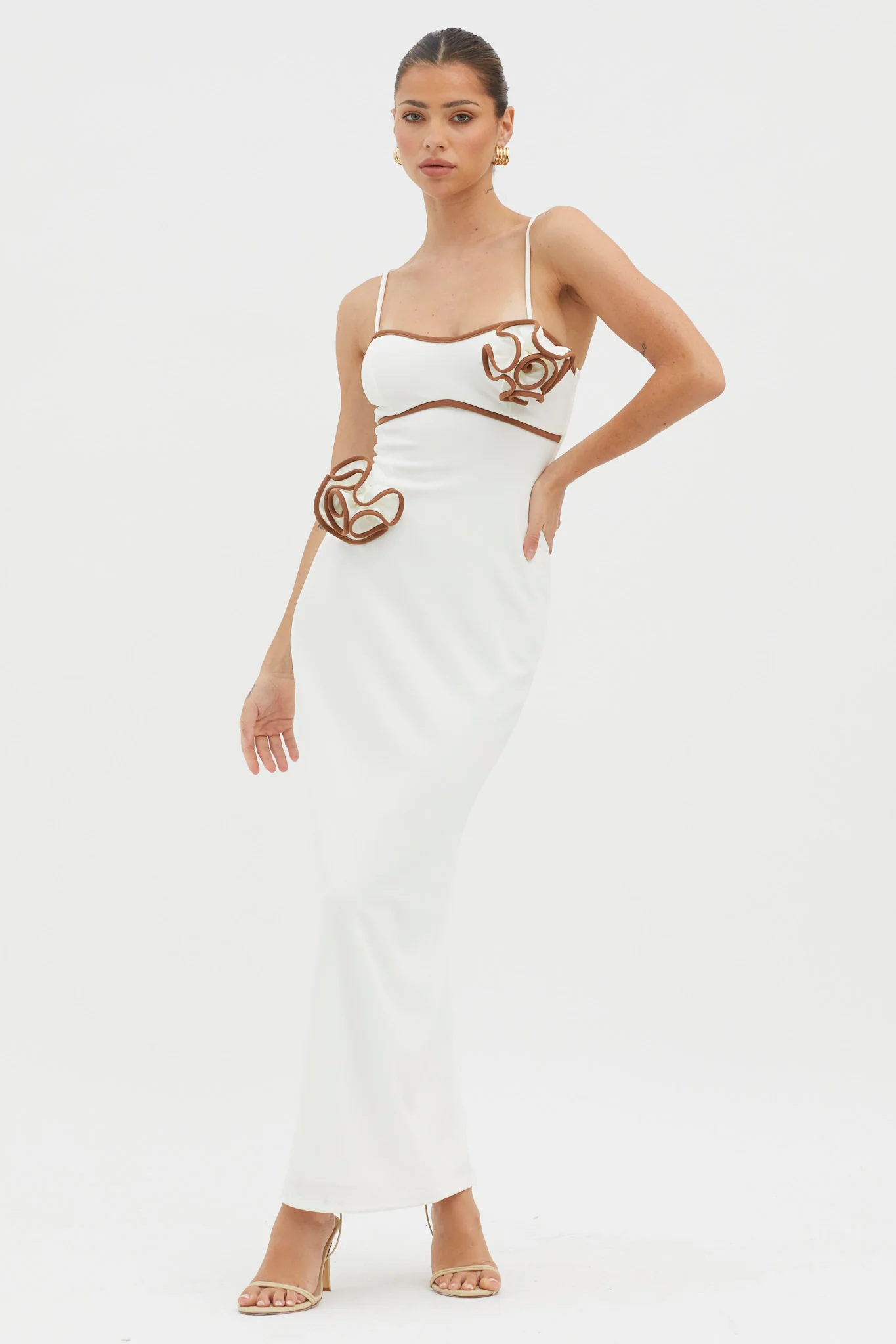 Griselda Flower Decoration Maxi Dress White - Image 3