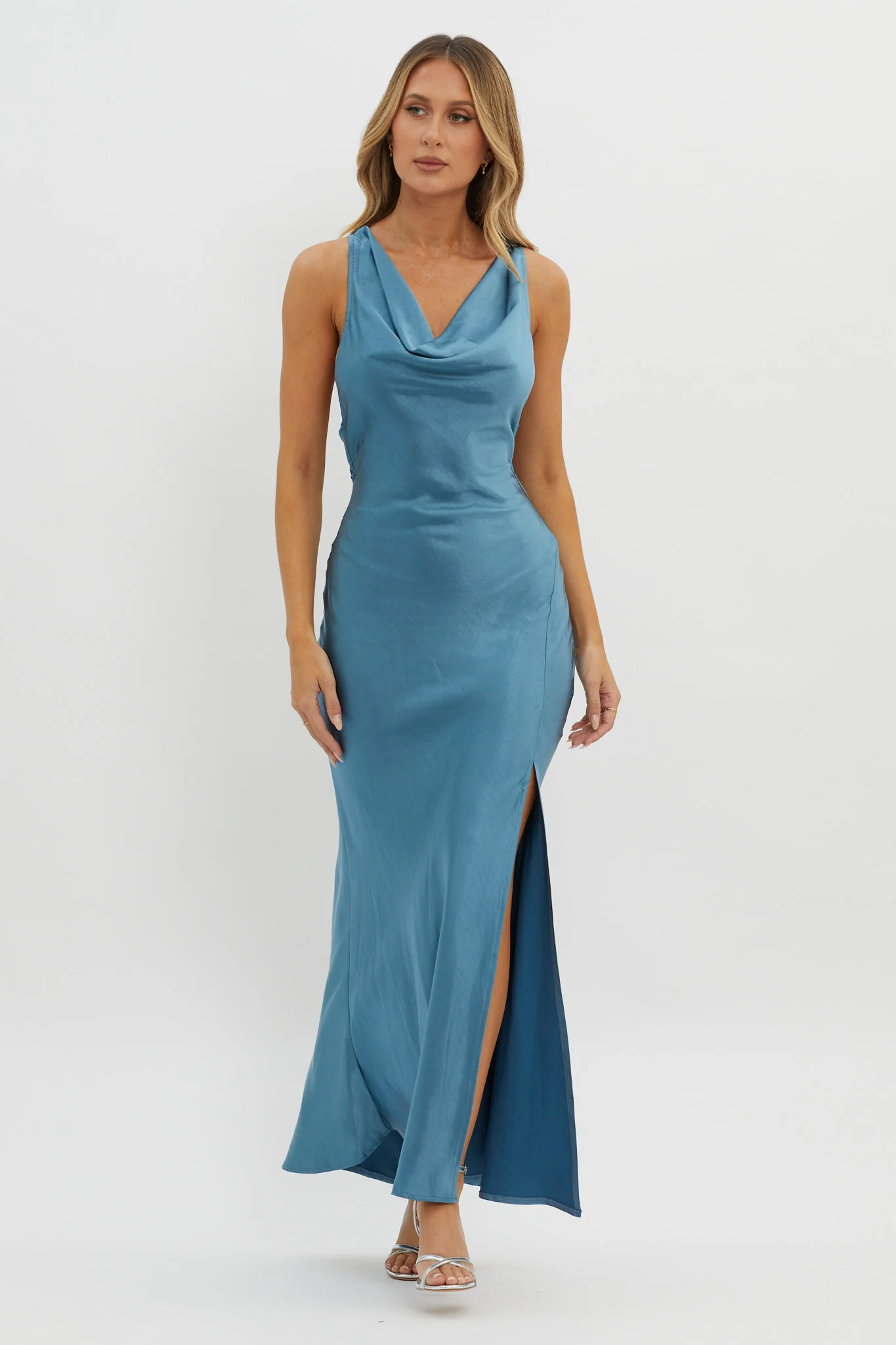 Gwendelynn Floral Back Strap Dress Blue - Image 4