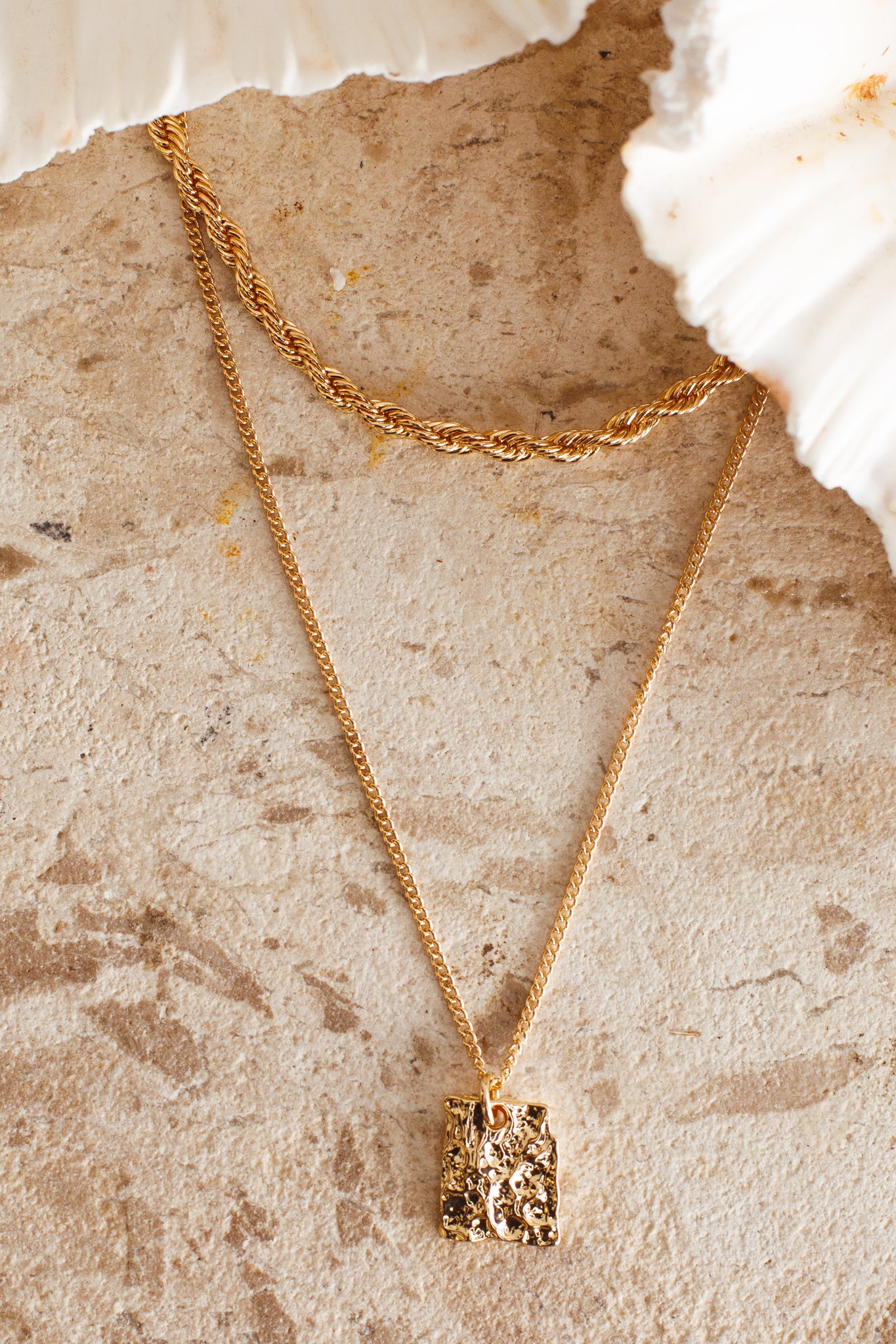 Hamptons Pendant Rope Necklace Set Gold - Image 2