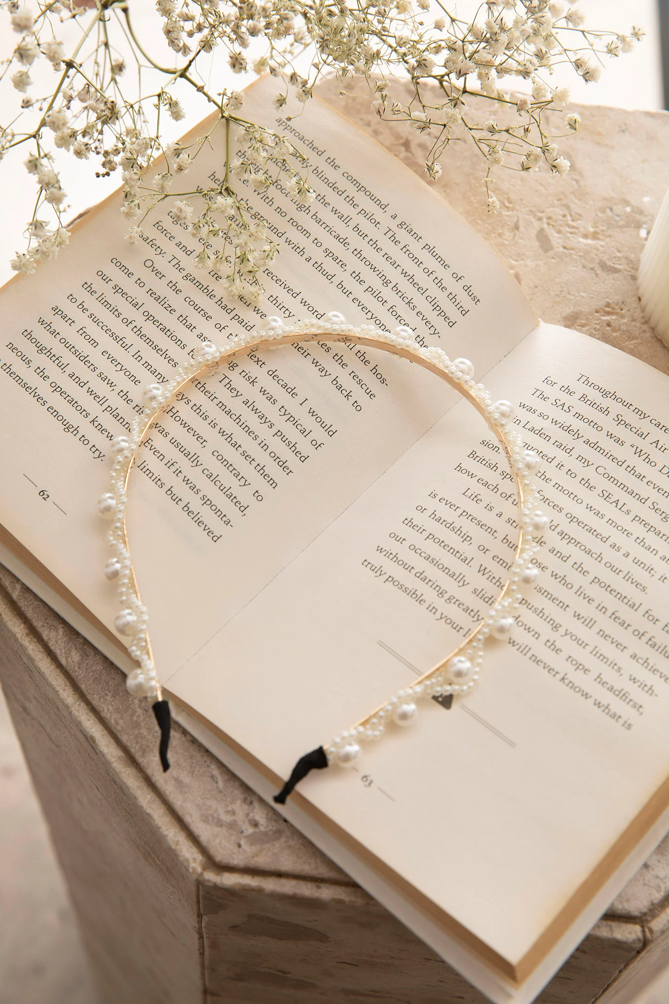 Harriet Pearl Gold Headband White - Image 3