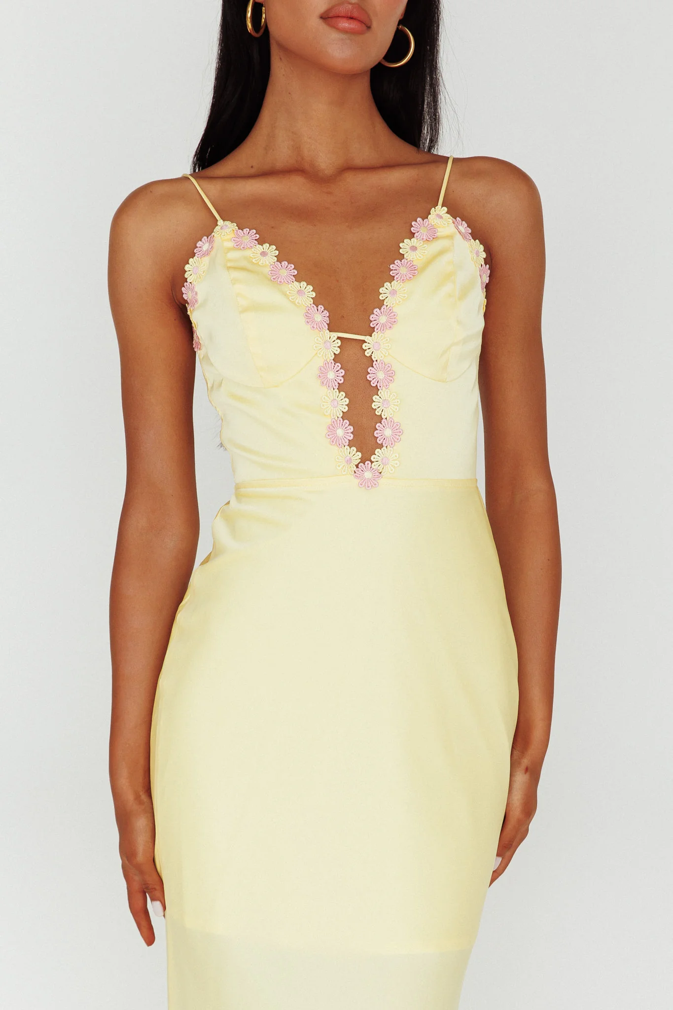 Honeysuckle Floral Neckline Midi Dress Lemon - Image 4