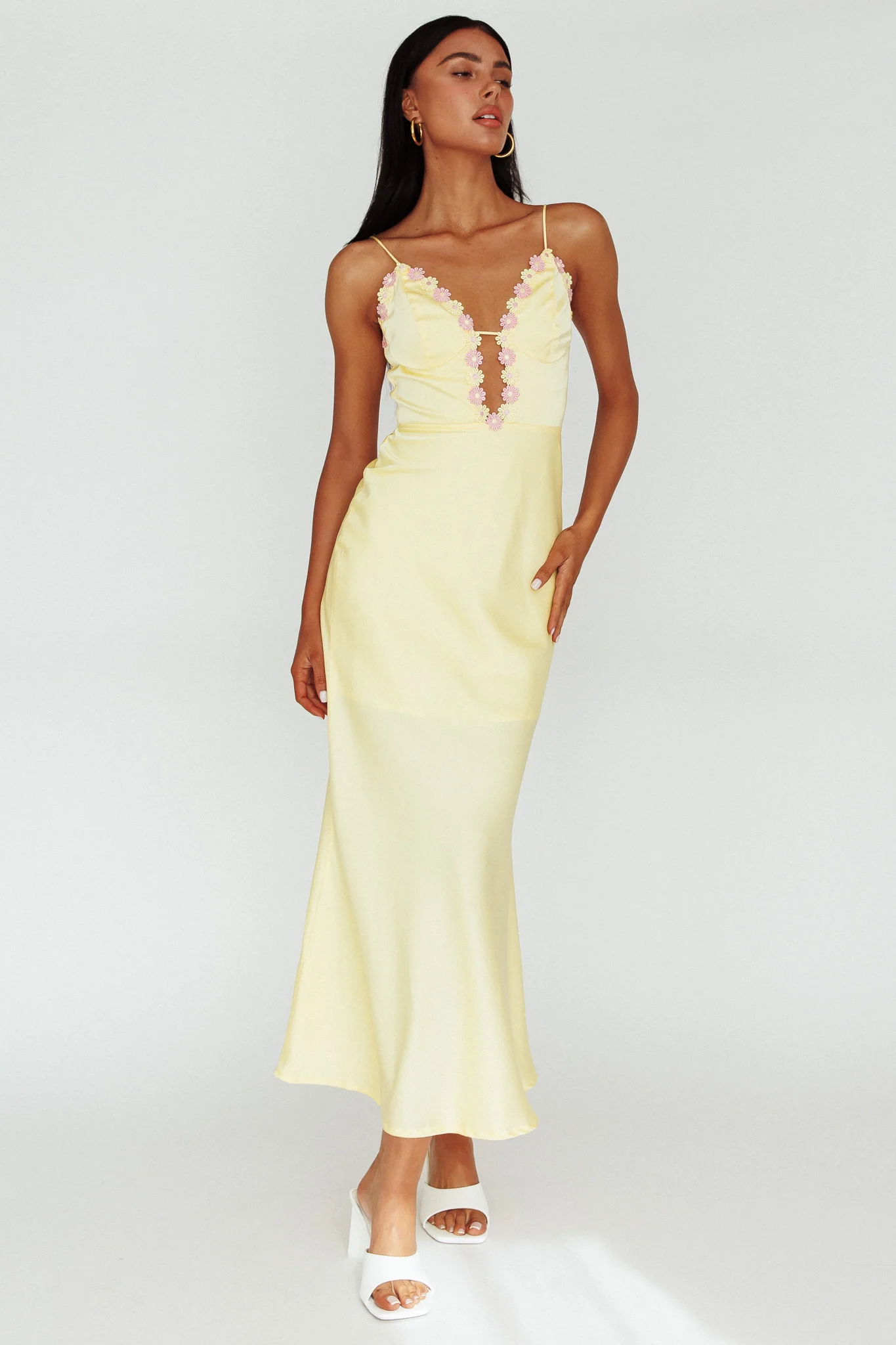 Honeysuckle Floral Neckline Midi Dress Lemon - Image 5