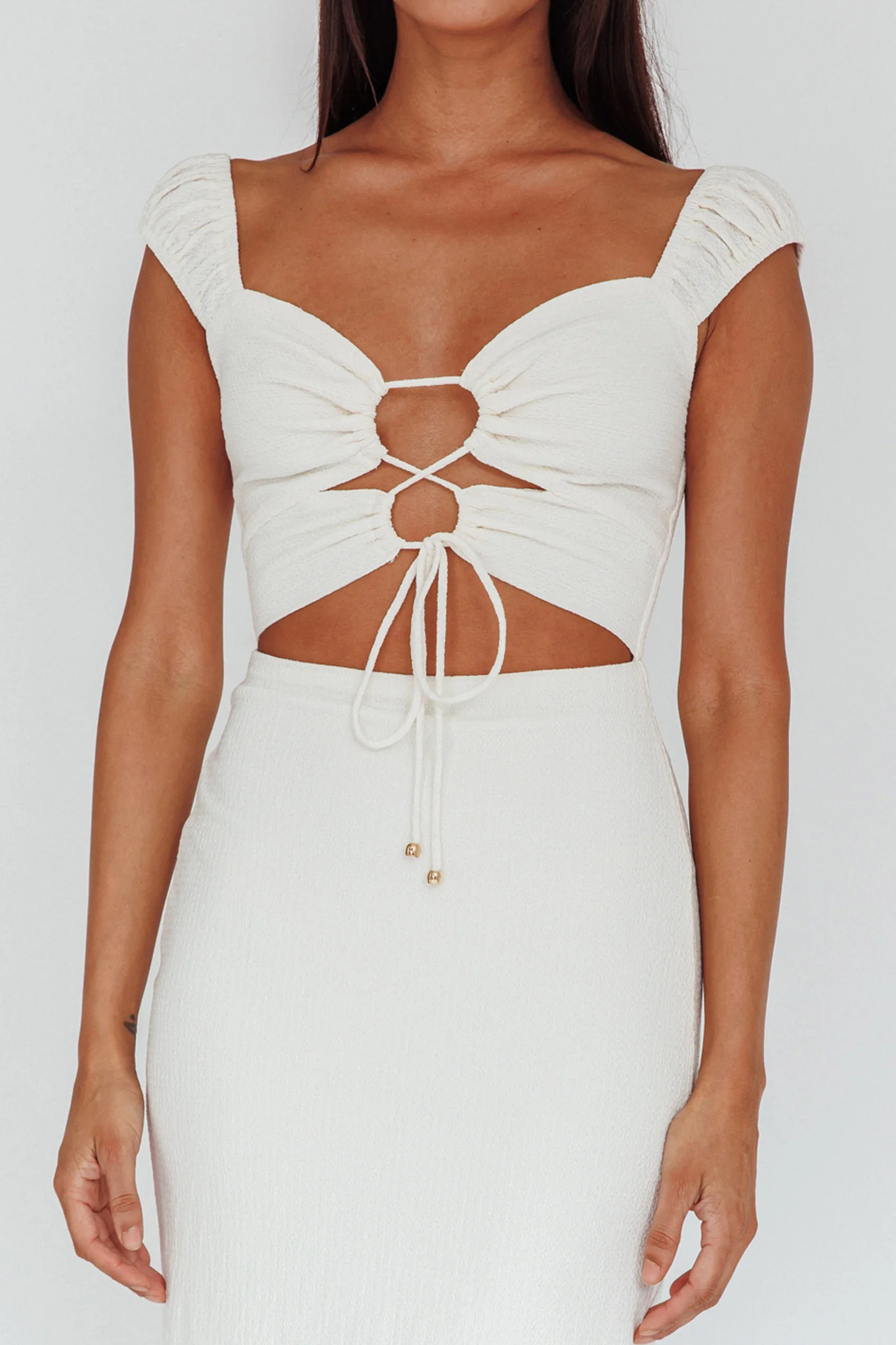 Iconic Cut-Out Bodice Midi Dress Cream - Image 4