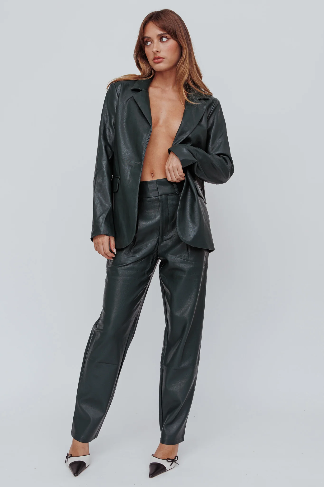 In Theory Faux Leather Pants Hunter Green - Image 4