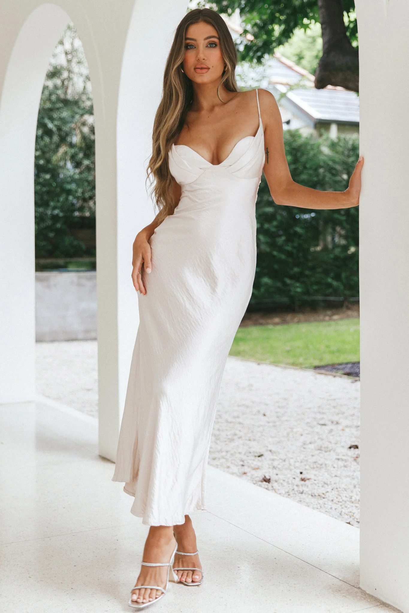 Infinity Pintuck Bust Maxi Dress Champagne - Image 7