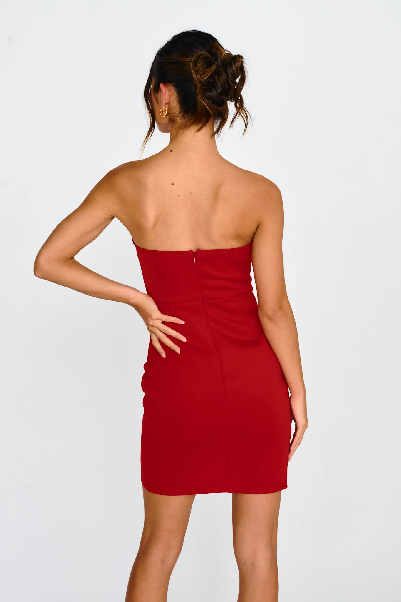 Isobel Pointed Sweetheart Neckline Mini Dress Red - Image 2