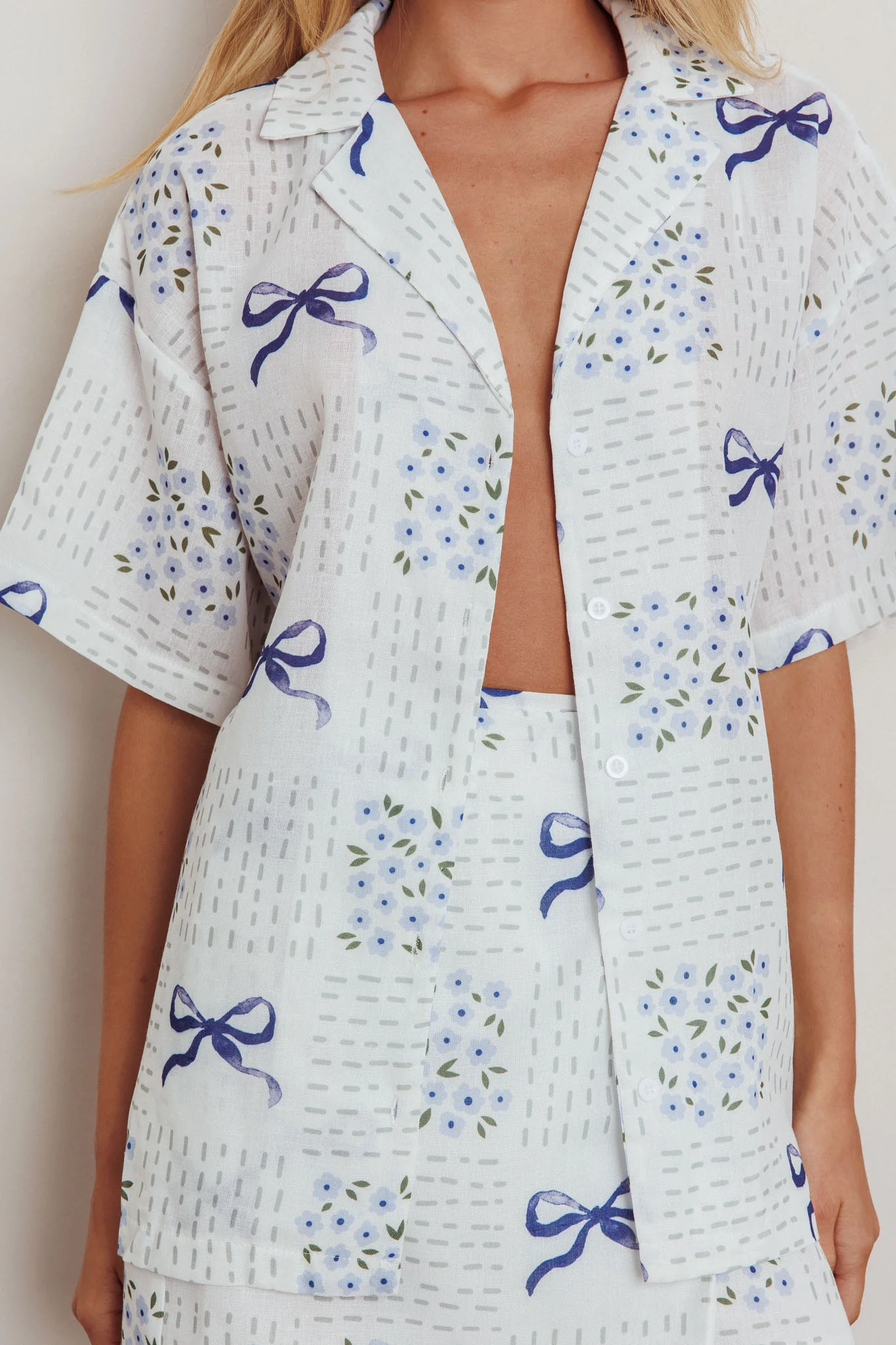 Ithaca Short Sleeve Button Shirt Bow Print Blue - Image 4