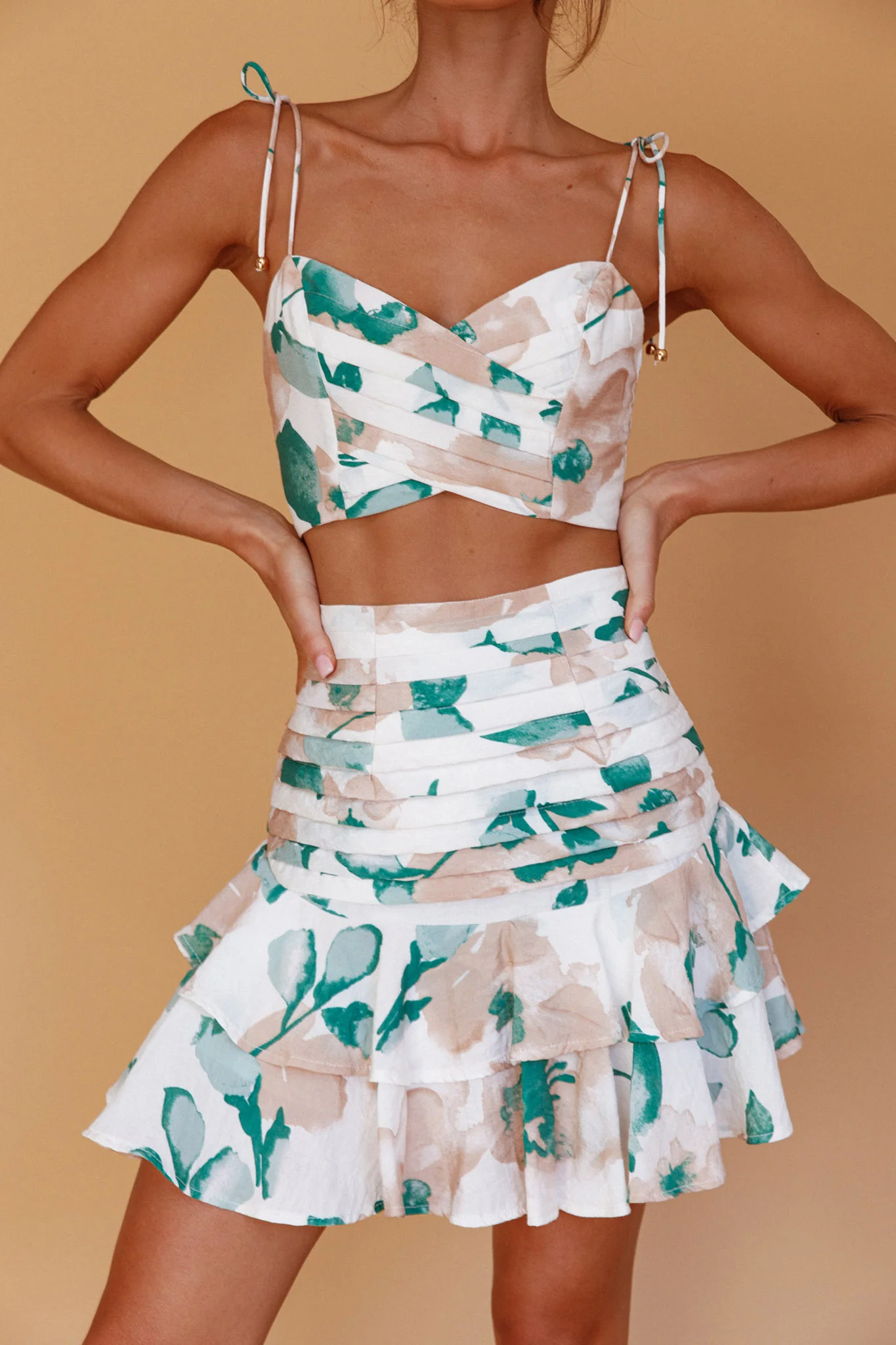 Janene Pintuck Pleat Mini Skirt White/Olive - Image 4