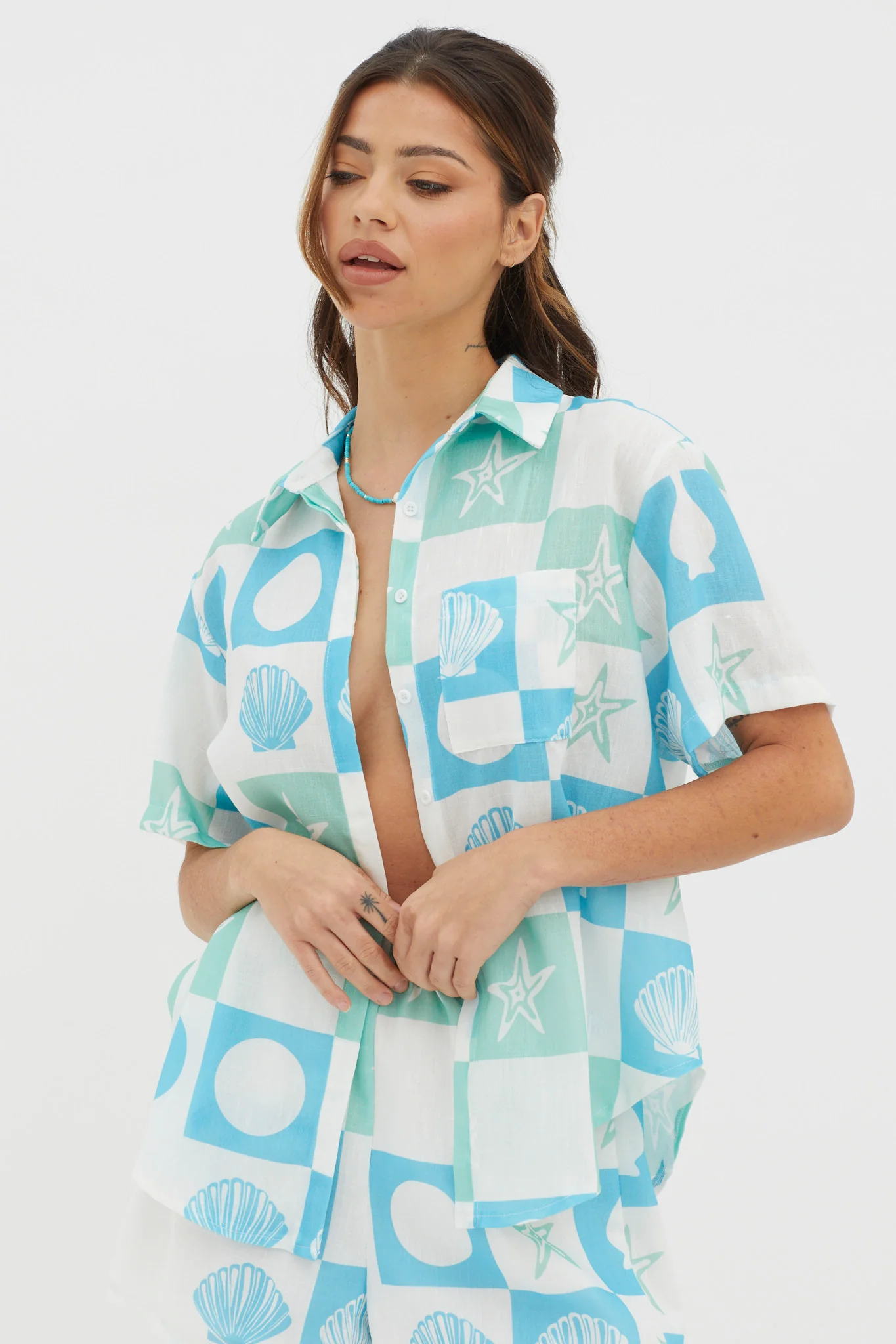 Just A Hunch Button Shirt Shell Print Green Multi - Image 5