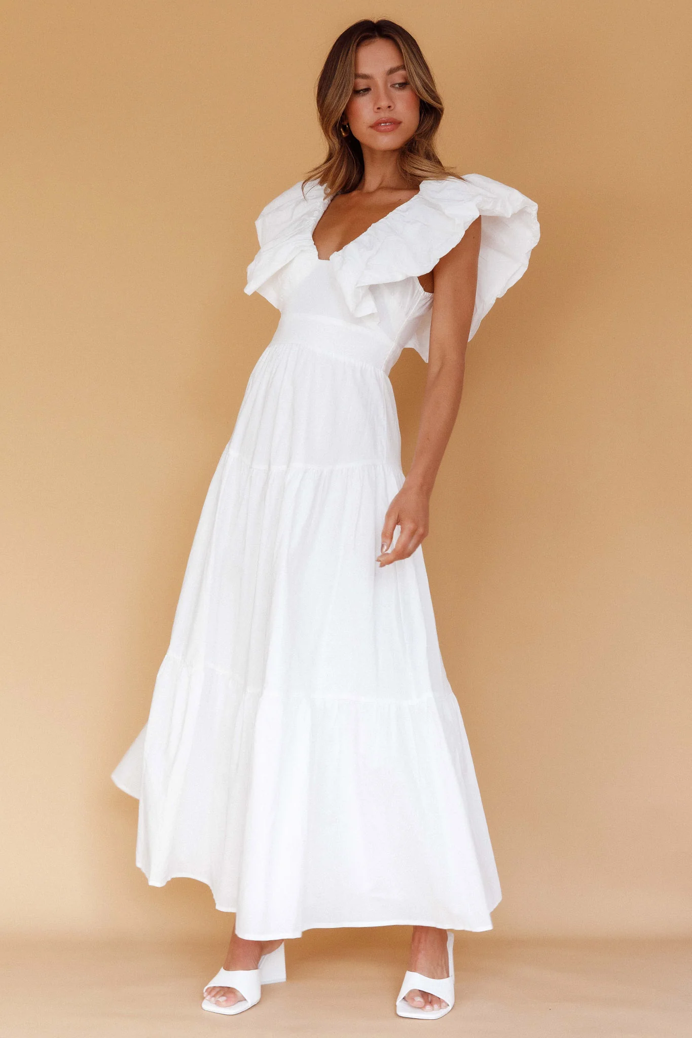 Kahlo Puffed Ruffle Neckline Maxi Dress White - Image 3