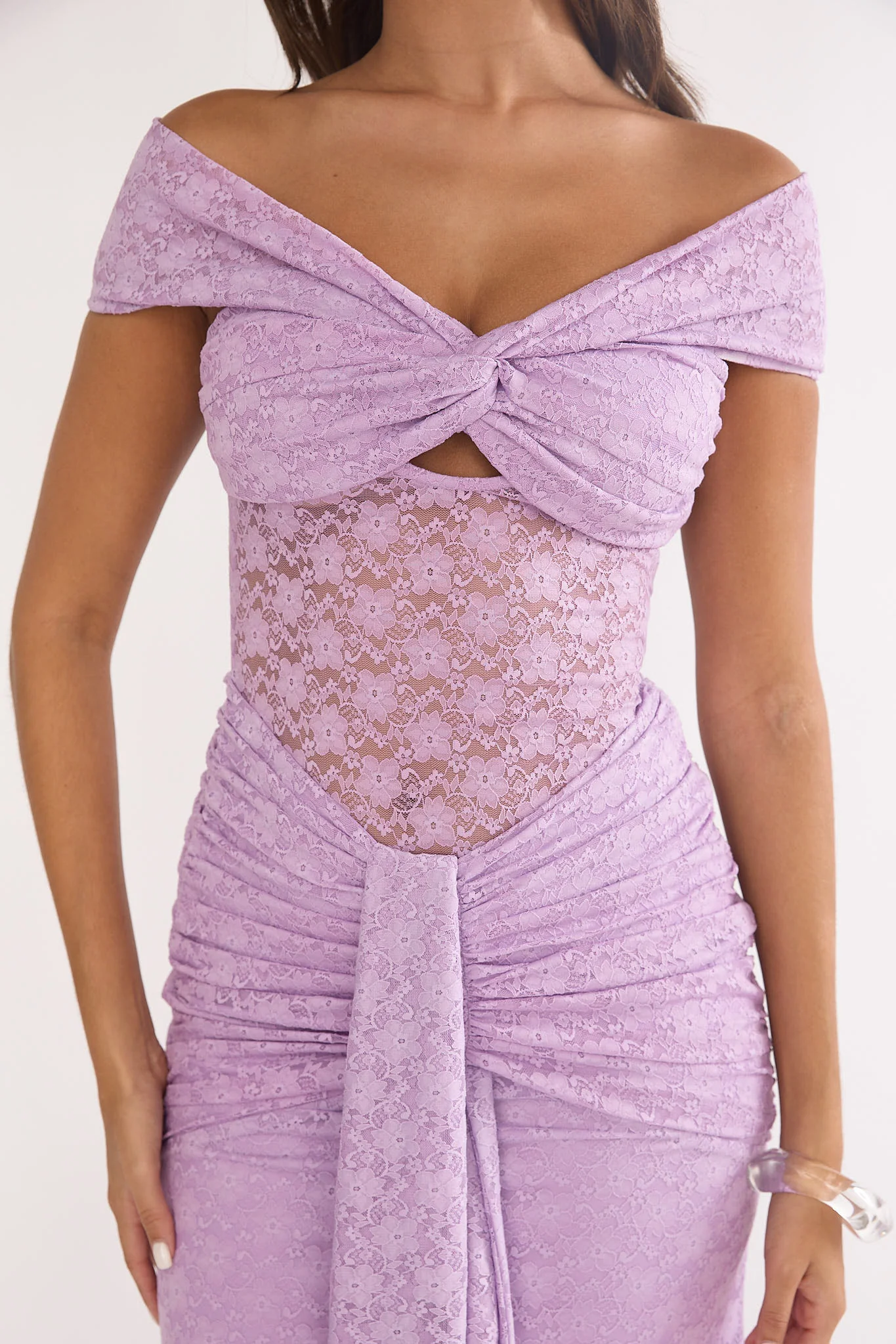 Kamilah Ruched Lace Maxi Dress Lilac - Image 4
