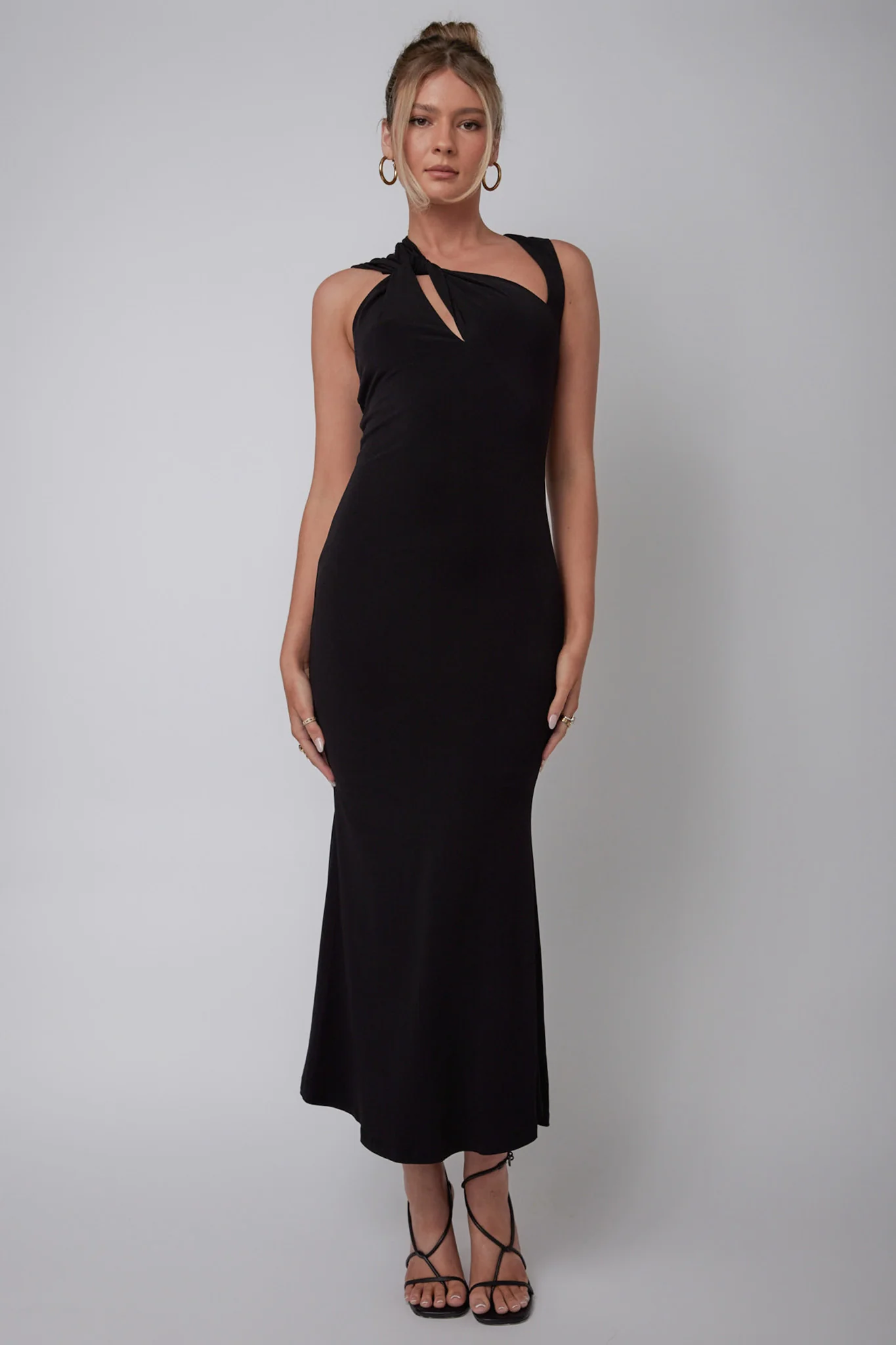 Karyl Shoulder Sash Midi Dress Black - Image 4