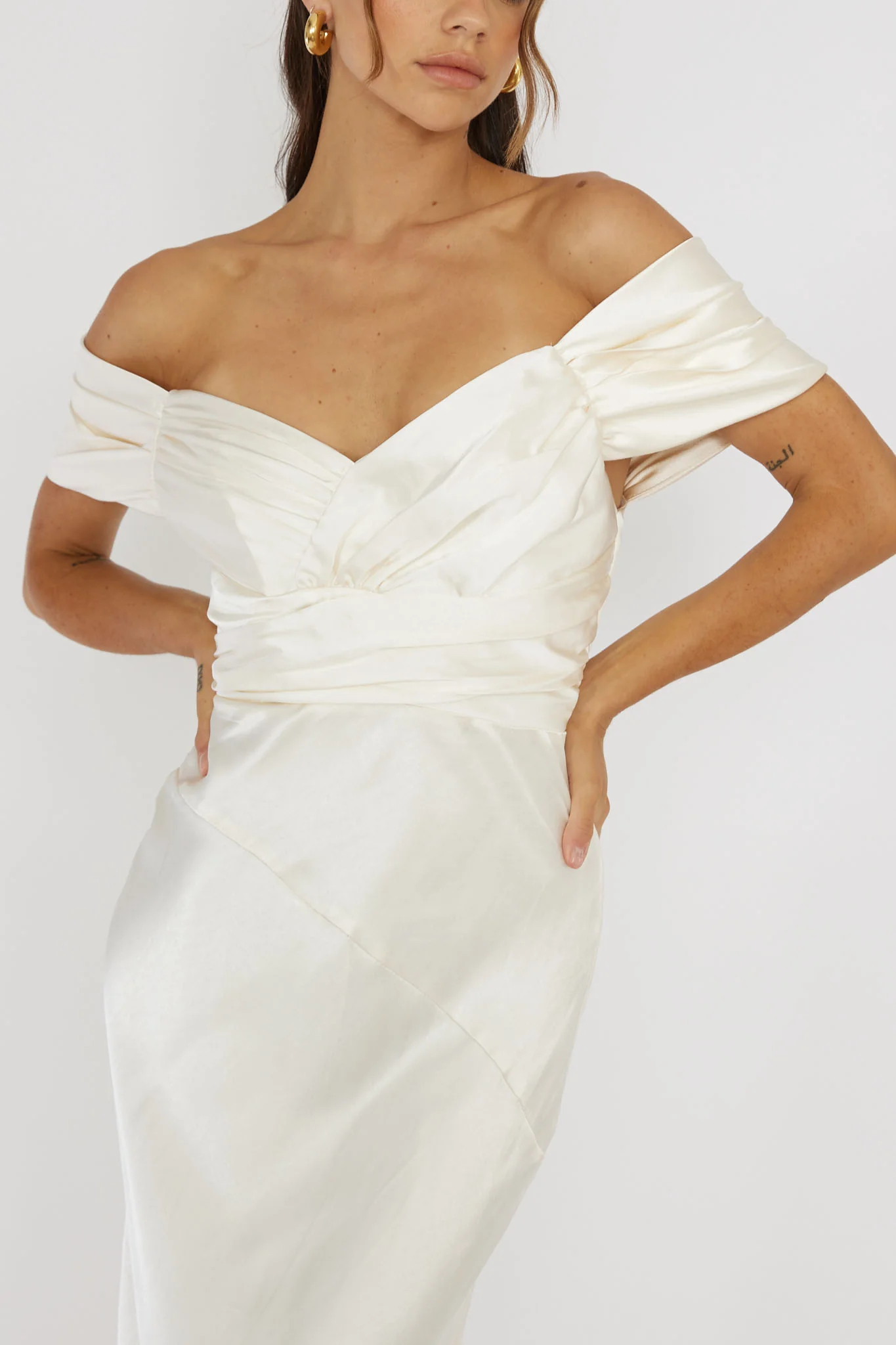 Katrina Off Shoulder Maxi Dress Butter - Image 4