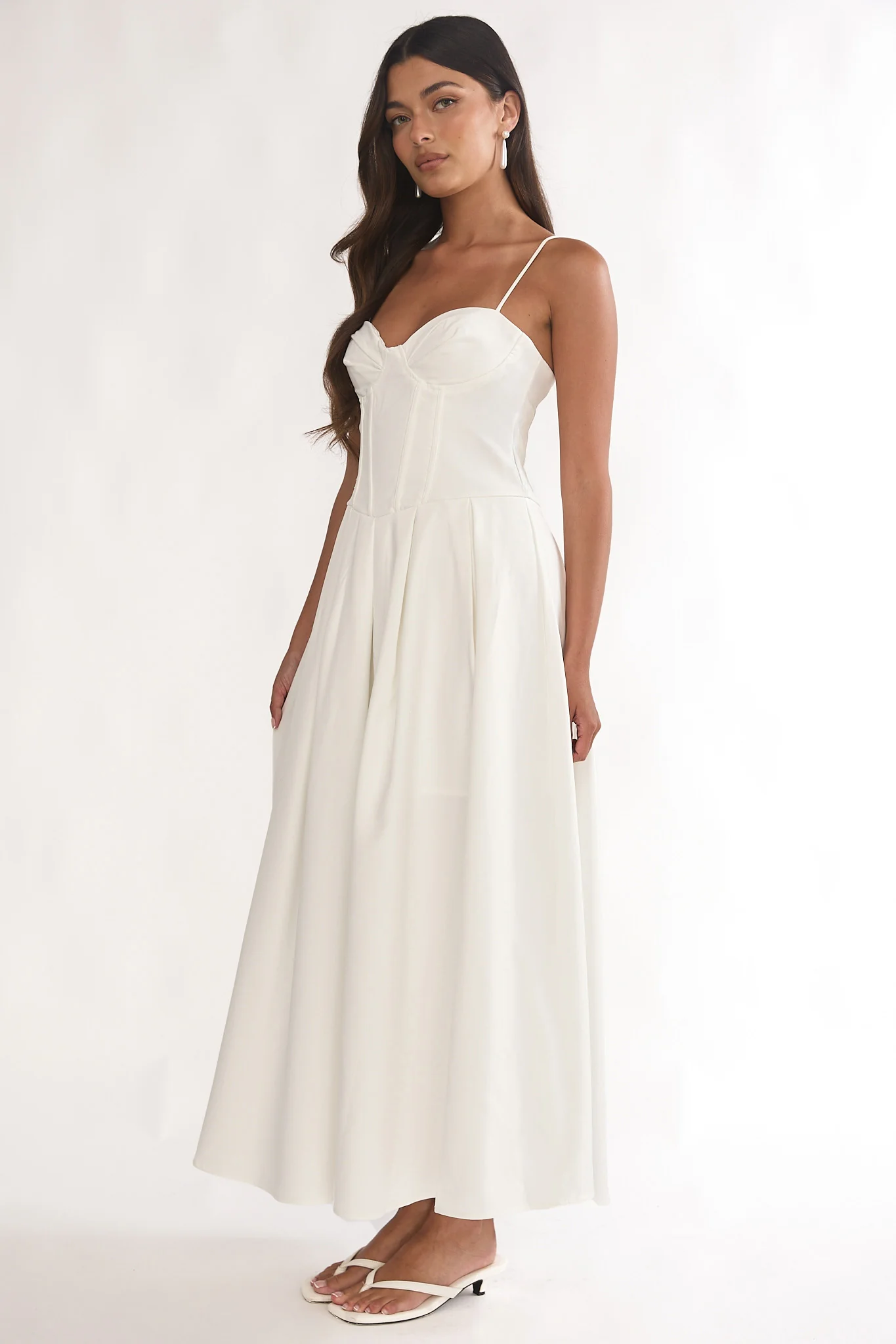 Kearsy Box Pleat Sweetheart Neckline Midi Dress White - Image 6
