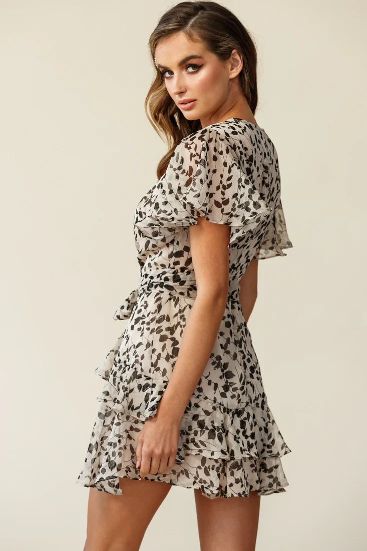 Kerry Layered Angel Sleeve Dress Leaf Print Beige - Image 4