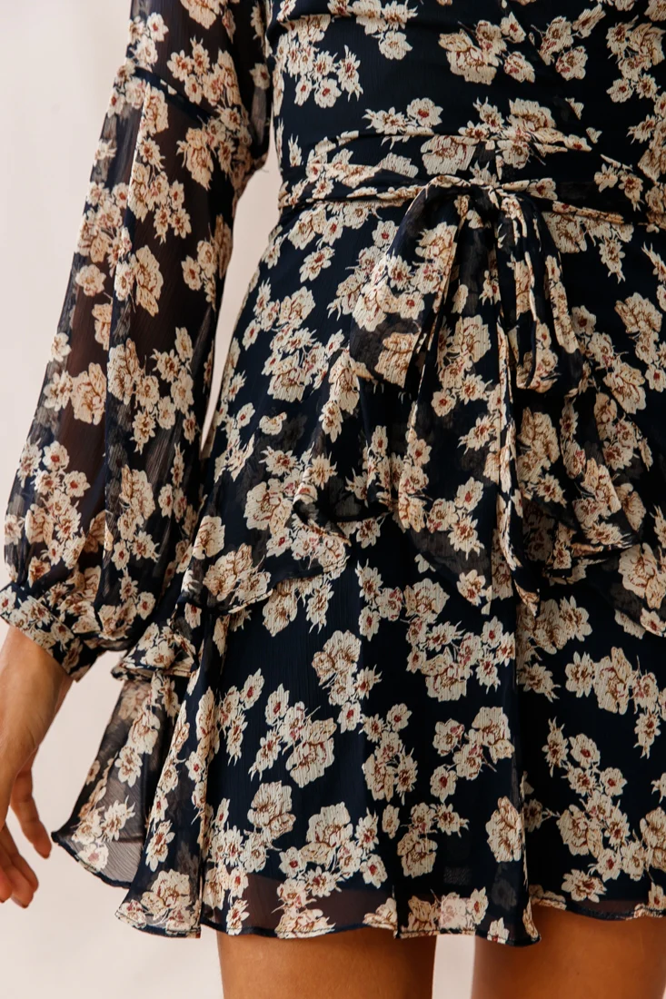 Kerry Layered Balloon Sleeve Dress Navy/Beige - Image 4