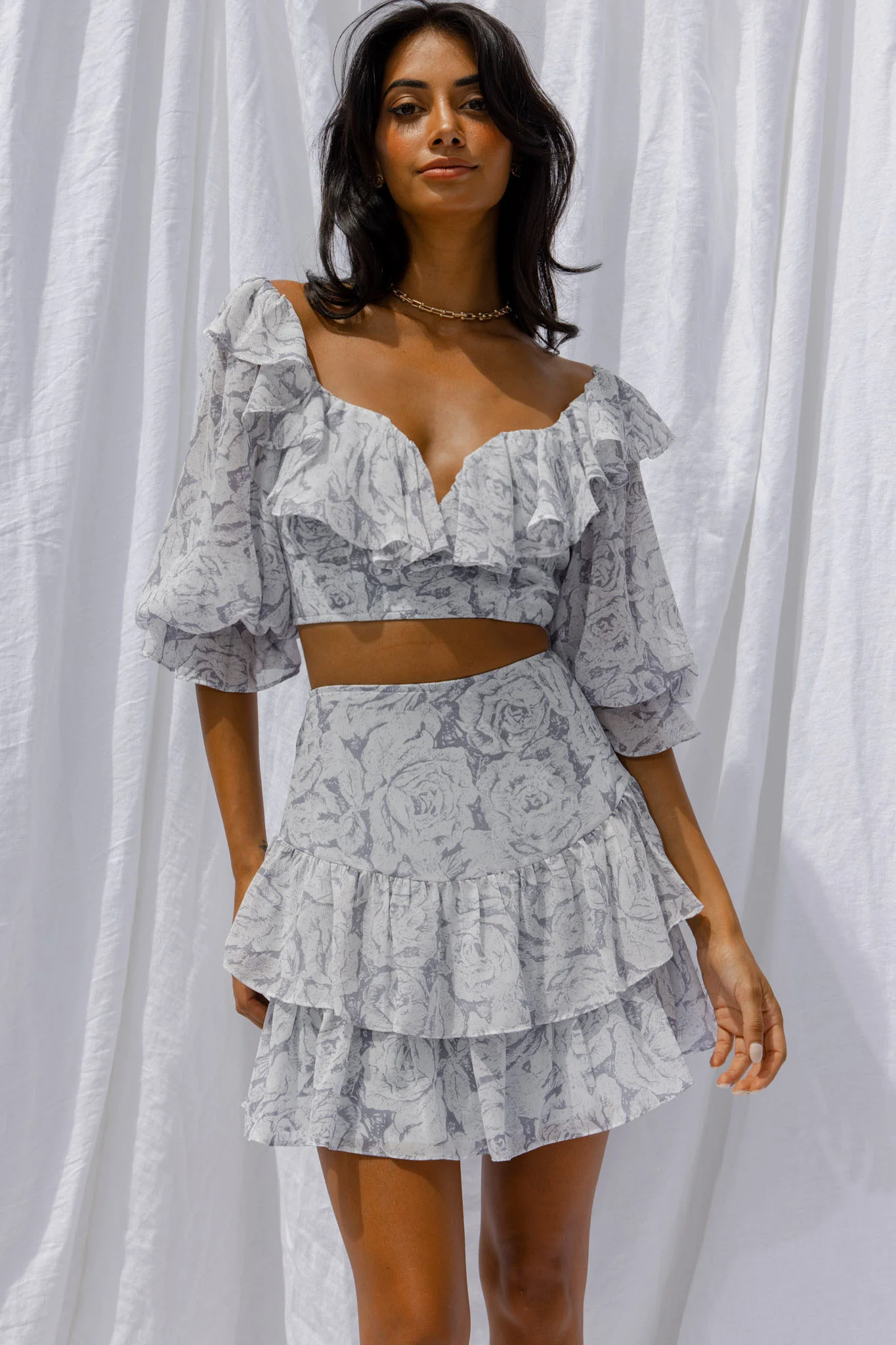 Kiss And Tell Ruffle Trim Balloon Sleeve Crop Top Rose Print Ink - Image 5