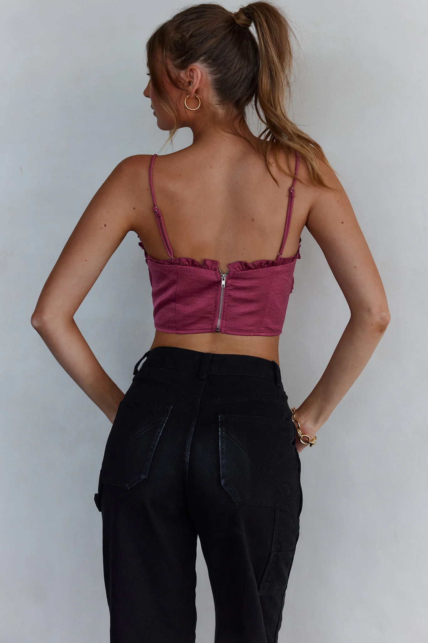 La Seine V-Neckline Frill Trim Crop Top Antique Rose - Image 2