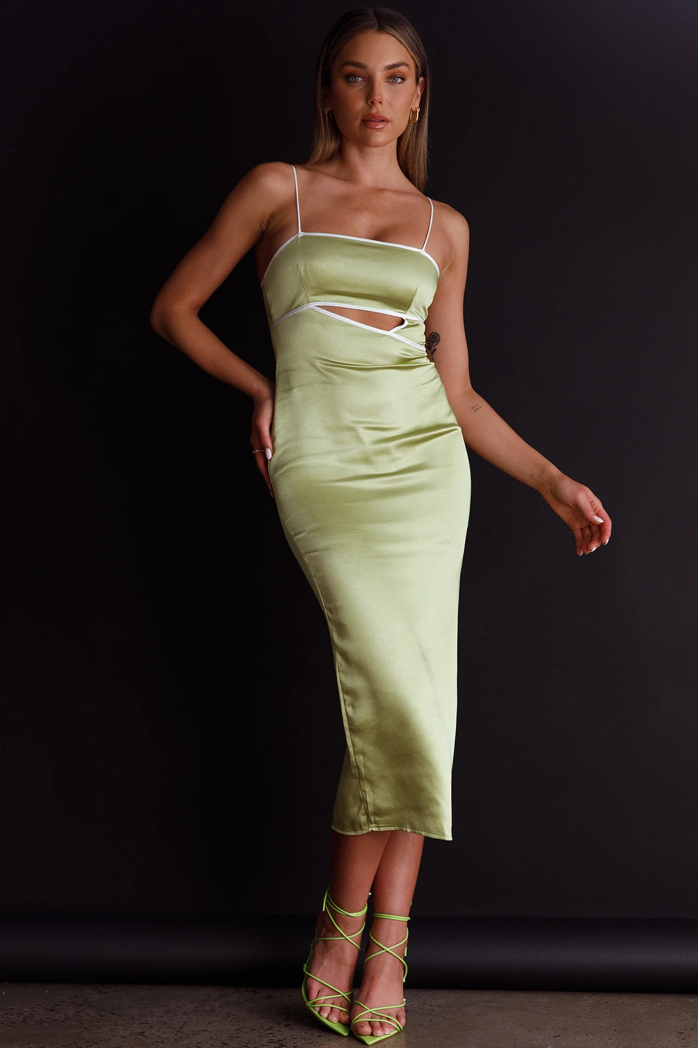 Laia Cut-Out Bodice Midi Dress Green - Image 5