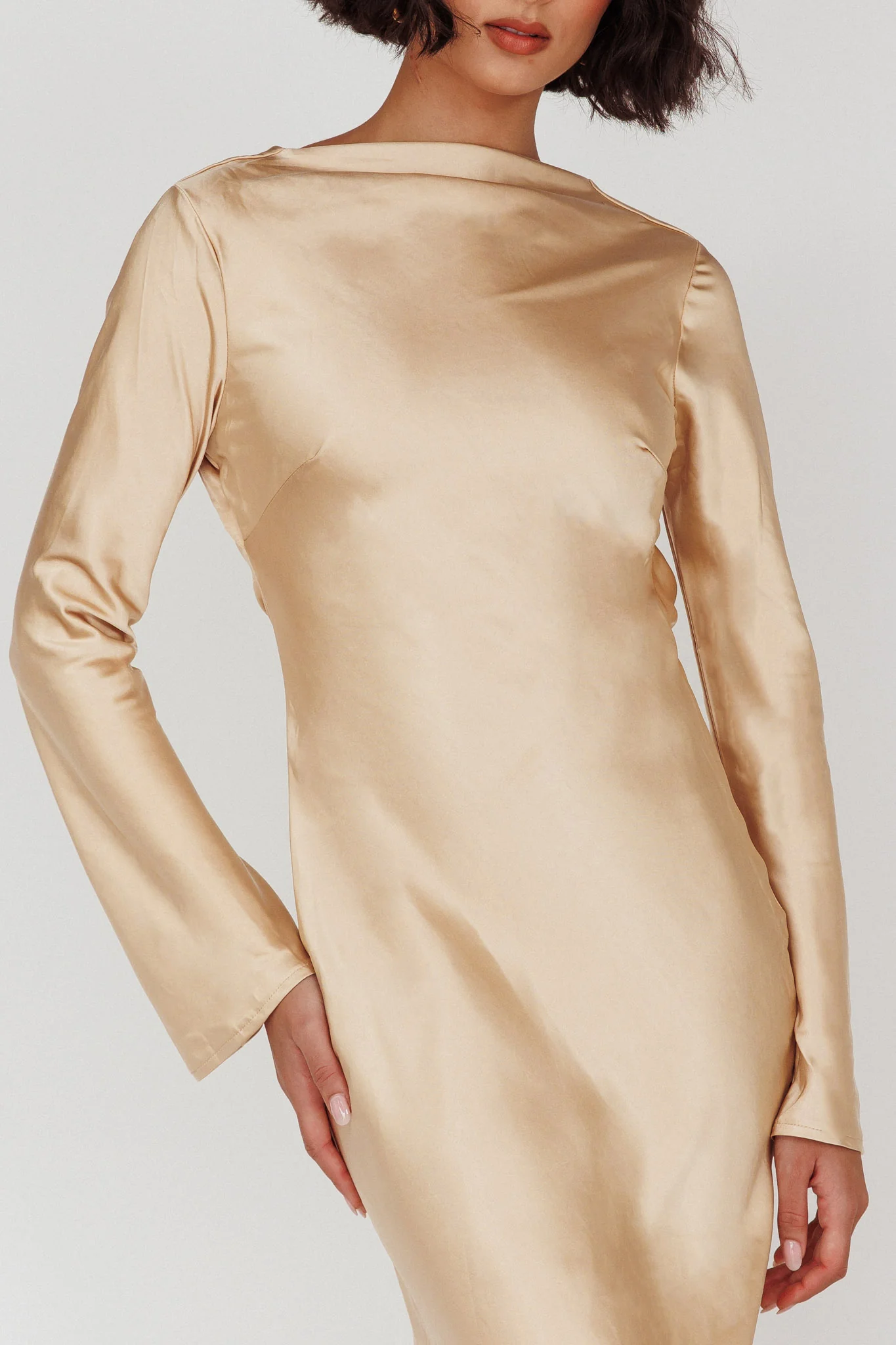 Lavera Open Back Long Sleeve Dress Beige - Image 4