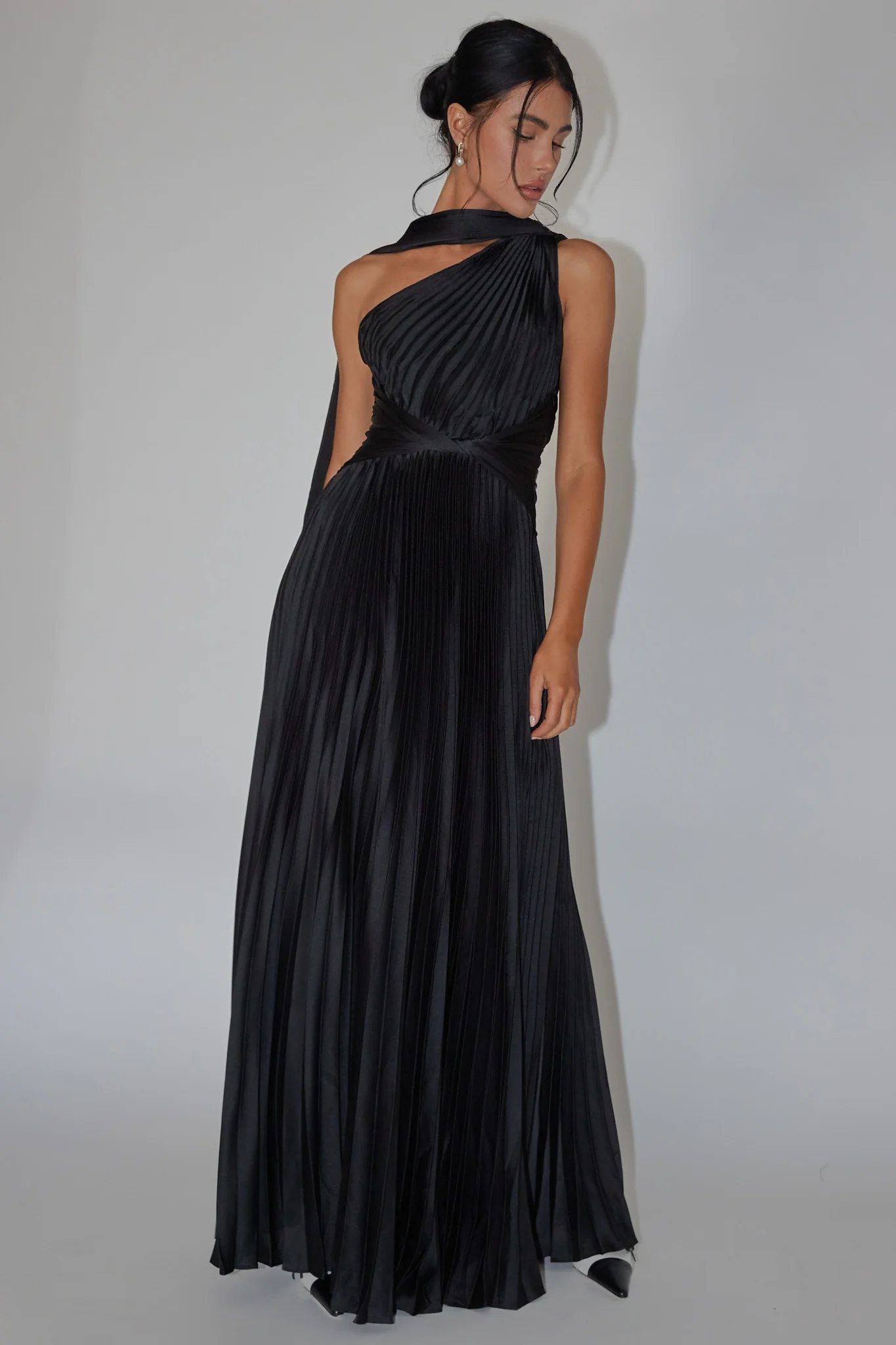 Laxmi Accordion Pleat Maxi Dress Black - Image 3