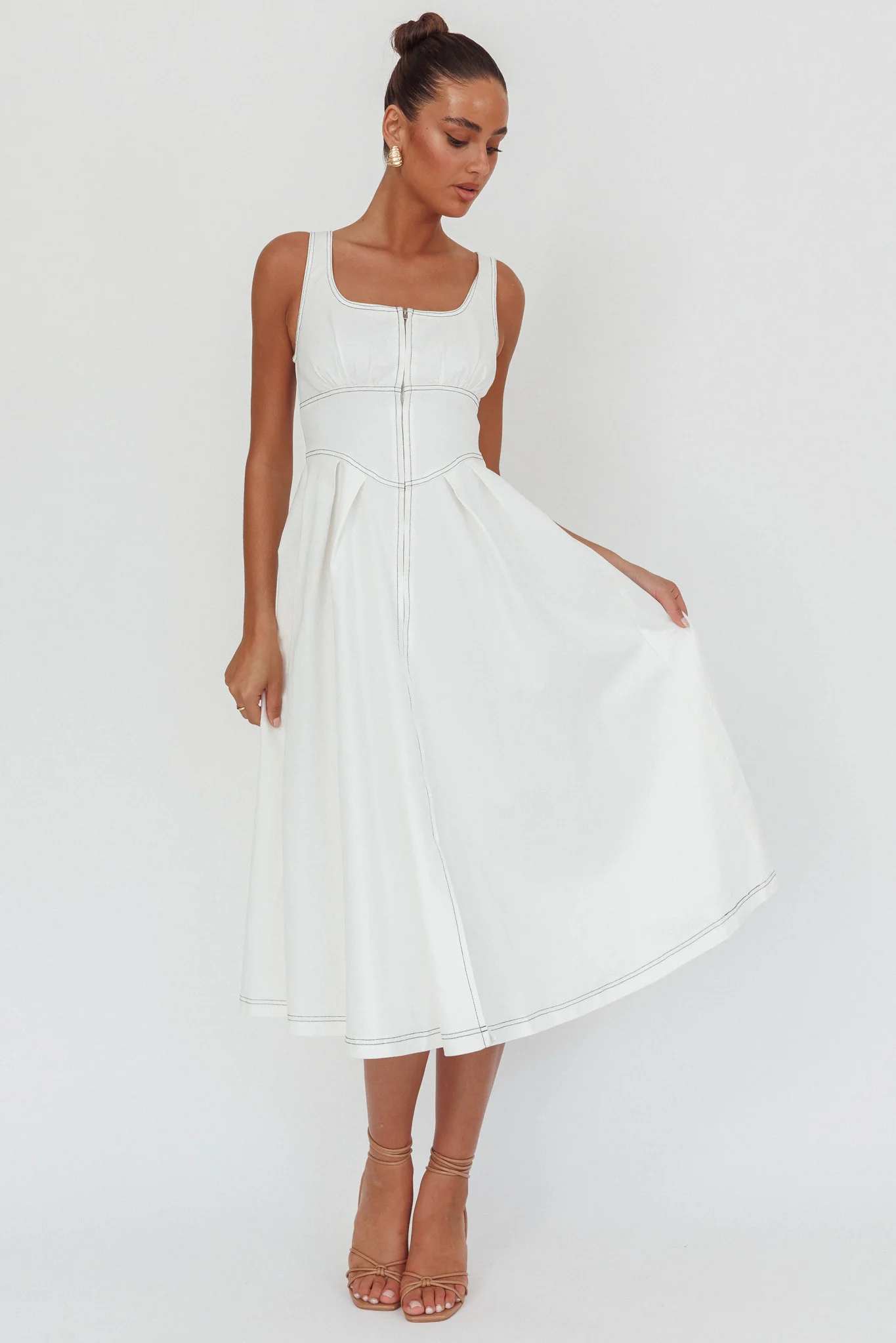 Leeli Zipper Front Midi Dress White - Image 4