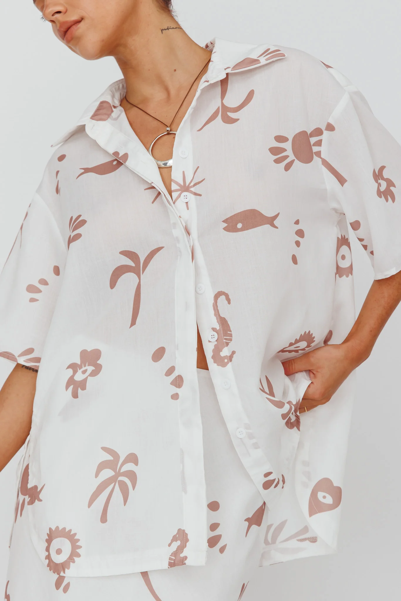 Light Aura Button Up Shirt Print White Tan - Image 4