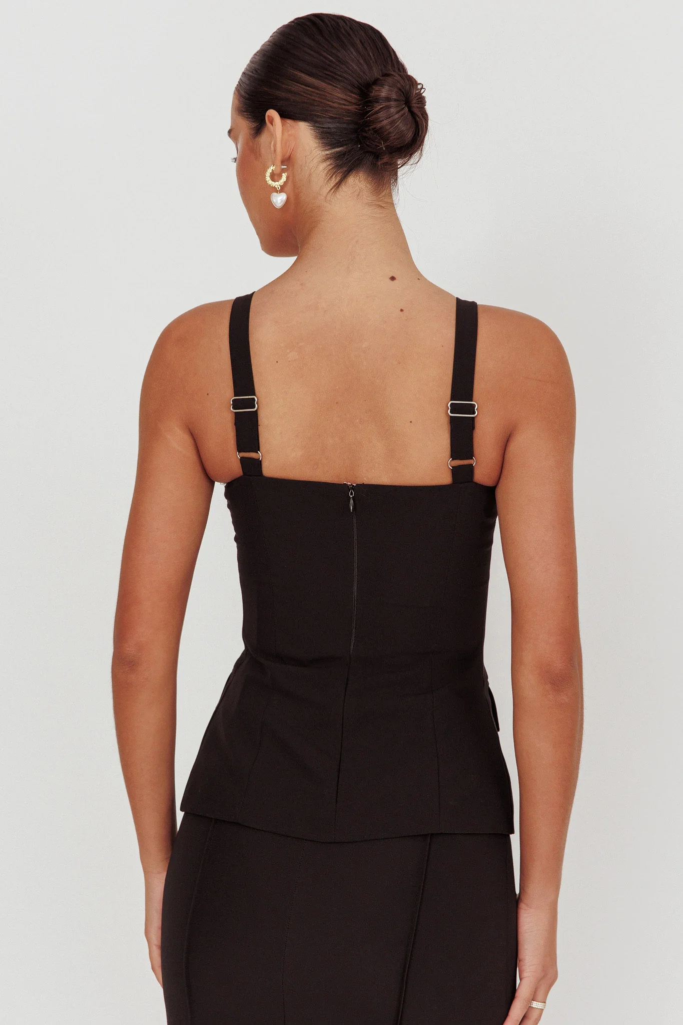 Like I Do Front Zip Sleeveless Top Black - Image 2