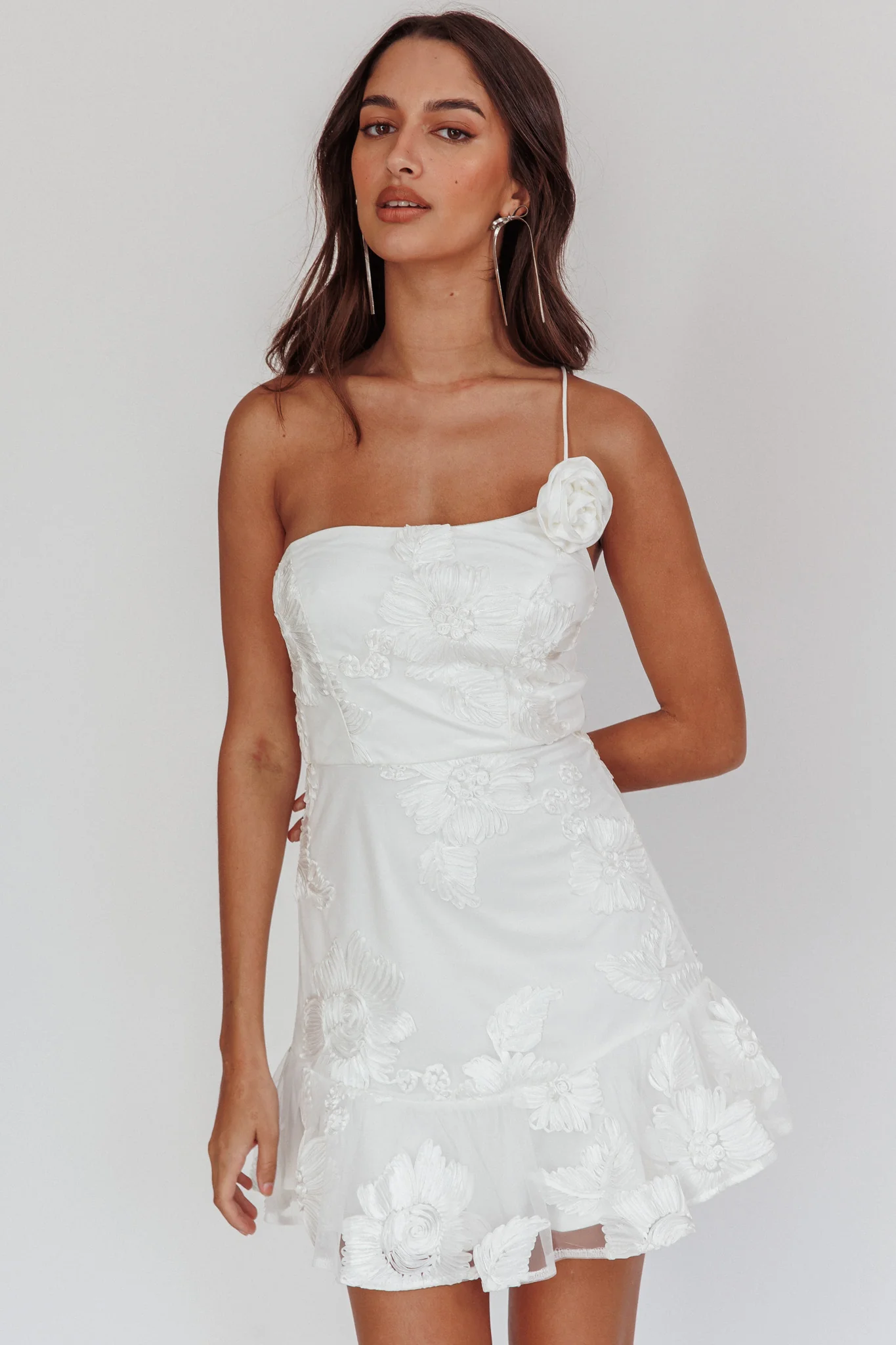 Lilah One-Shoulder Embellished Rosette Dress White - Image 6