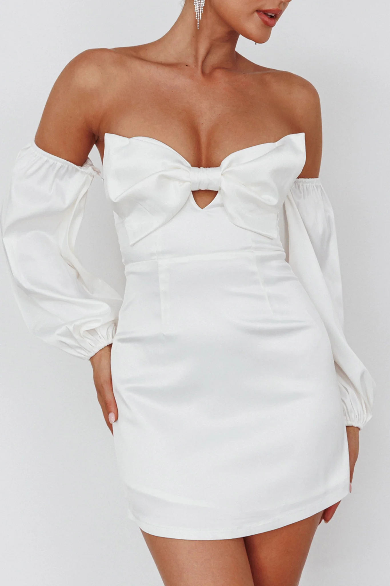 Lilly Off-Shoulder Bow Mini Dress White - Image 5