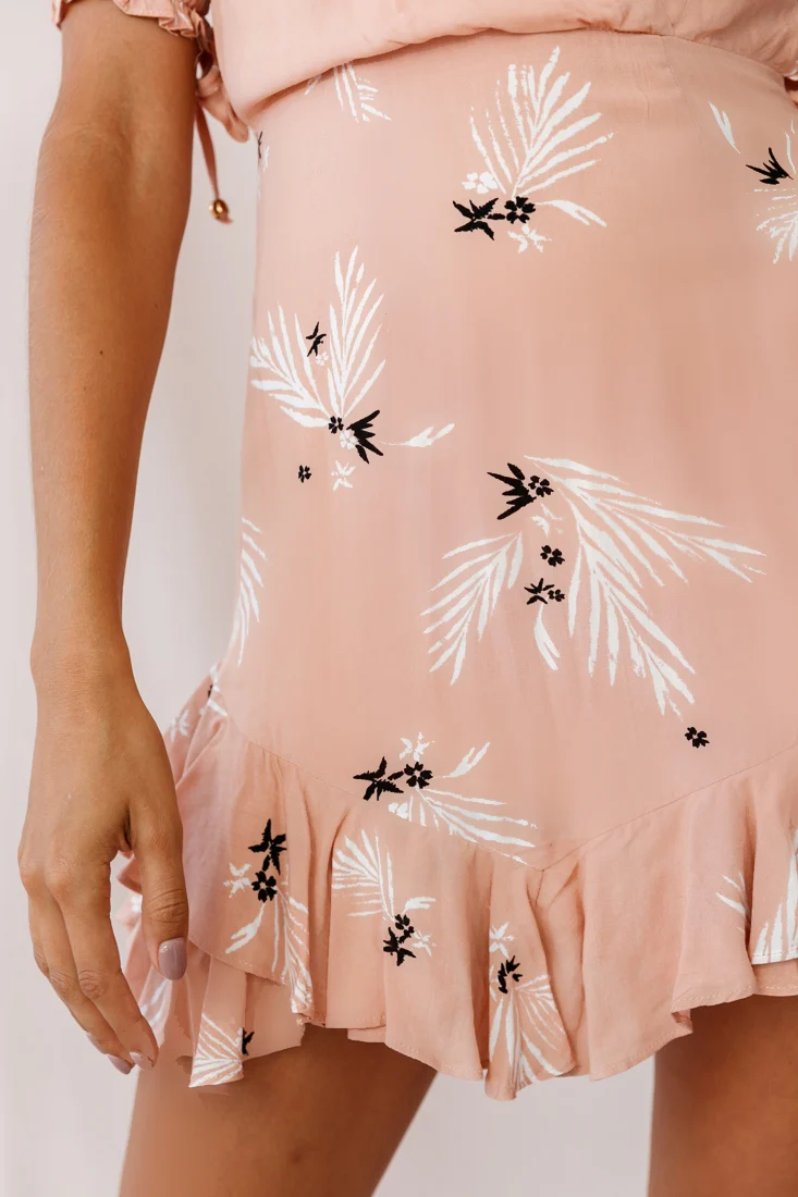 Lilo Surplice Neckline Cut-Out Back Dress Botanic Print Nude - Image 5