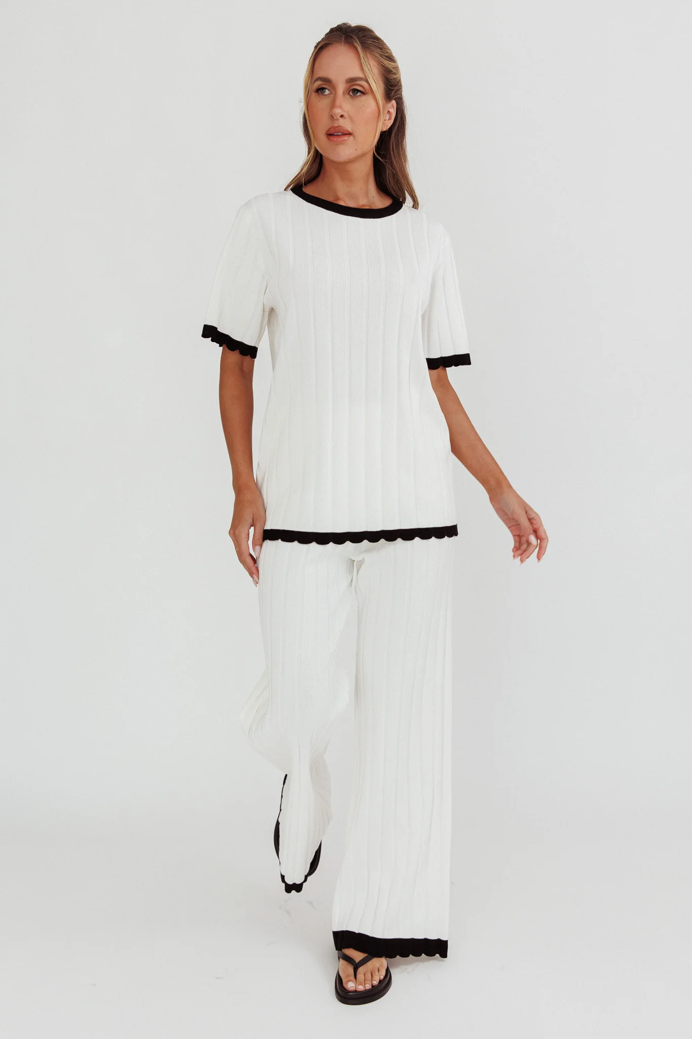 Liloh Contrast Trim Ribbed Knit Top White - Image 3