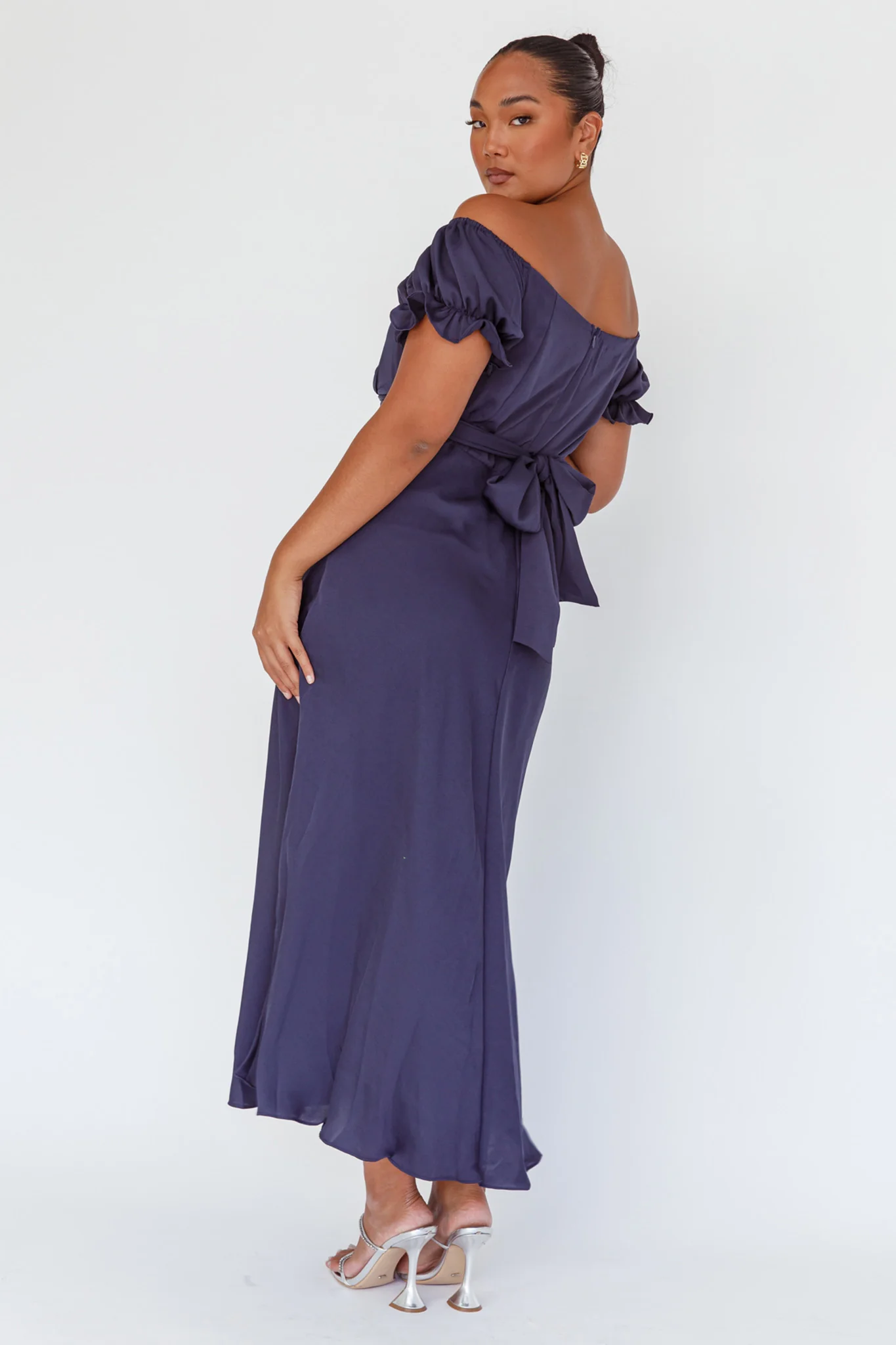 Linka Off-Shoulder Tie Back Midi Dress Navy - Image 5