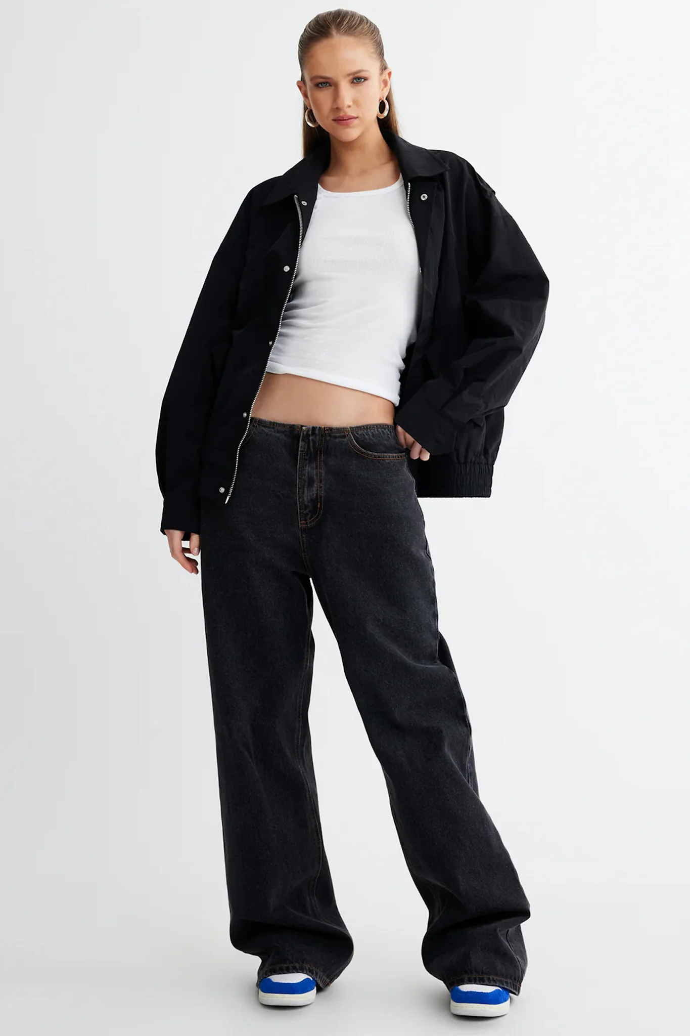 LIONESS Kenny Bomber Jacket Onyx - Image 4