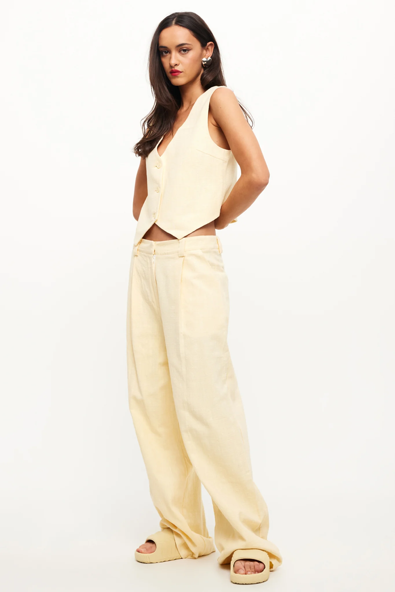 LIONESS Vest Butter - Image 2