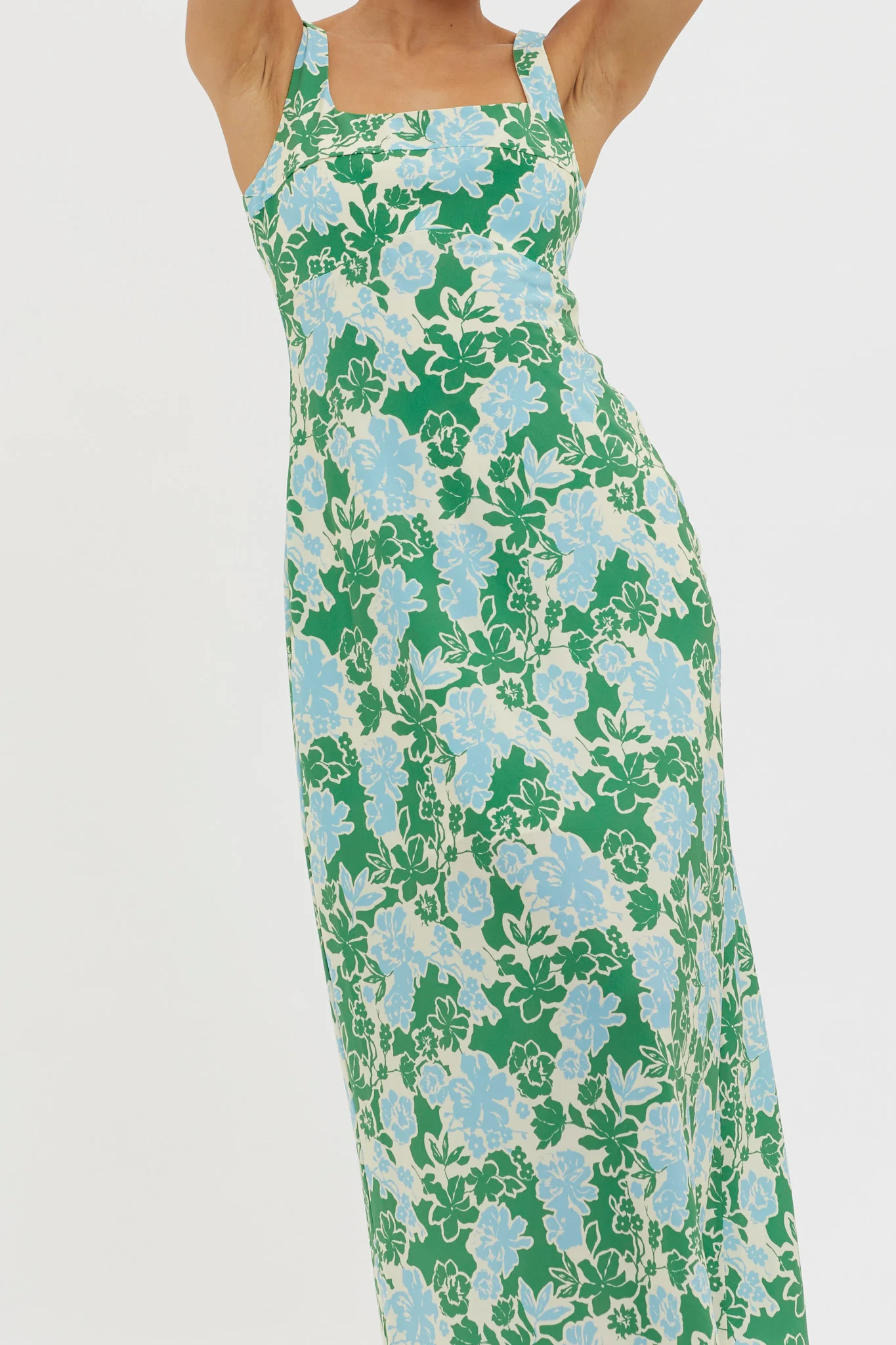Living Hope Tied Back Maxi Dress Green - Image 4