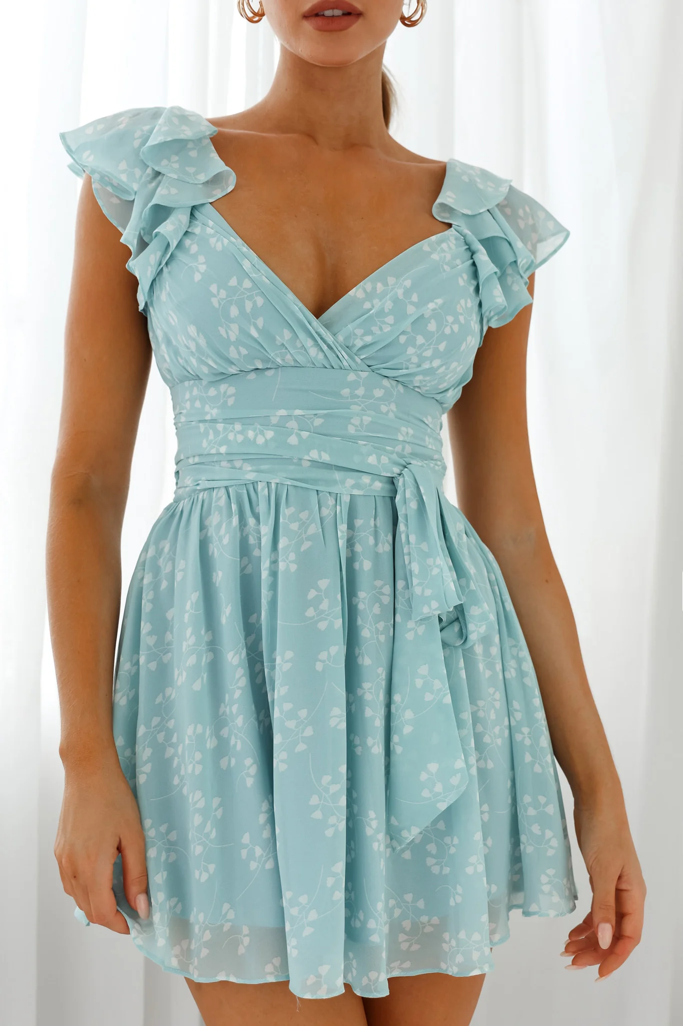 Lola Ruffle Shoulder Ruched Dress Leaf Print Blue - Image 4