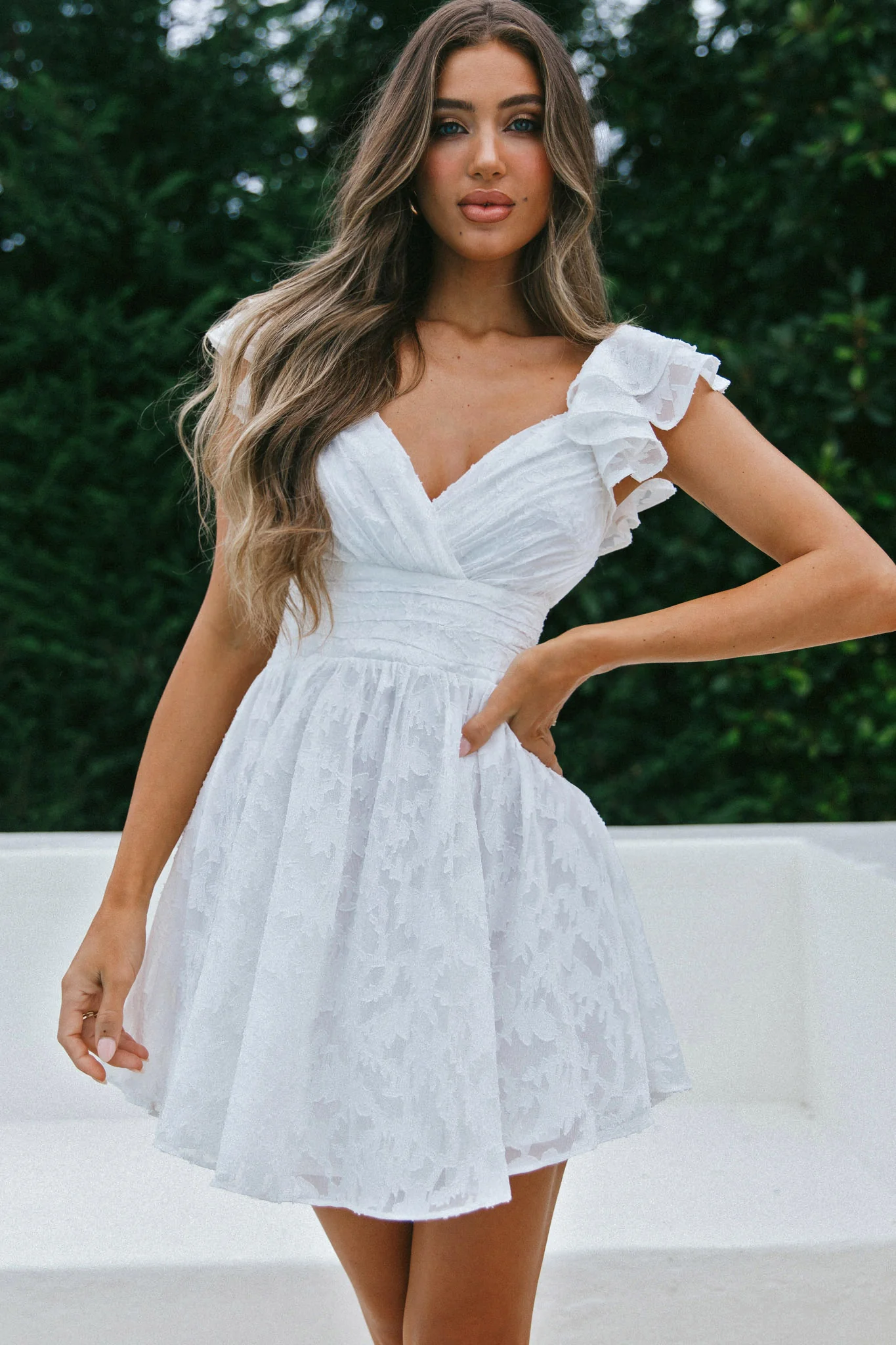 Lola Ruffle Shoulder Ruched Dress Textured White - Image 8