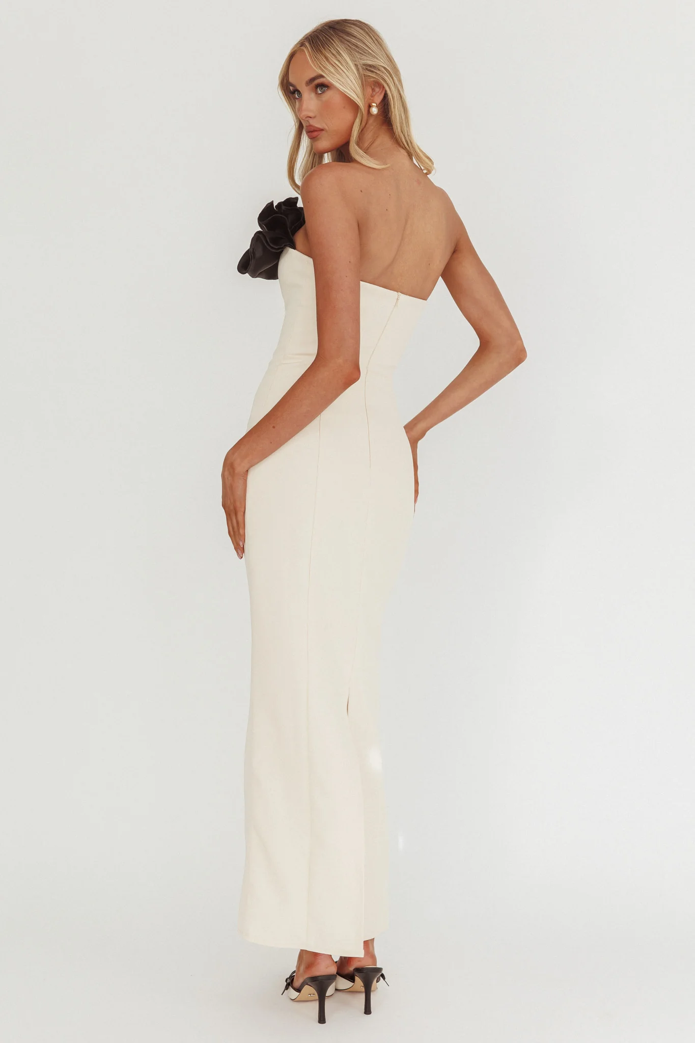 Lonnie Neckline Decoration Maxi Dress Cream - Image 2