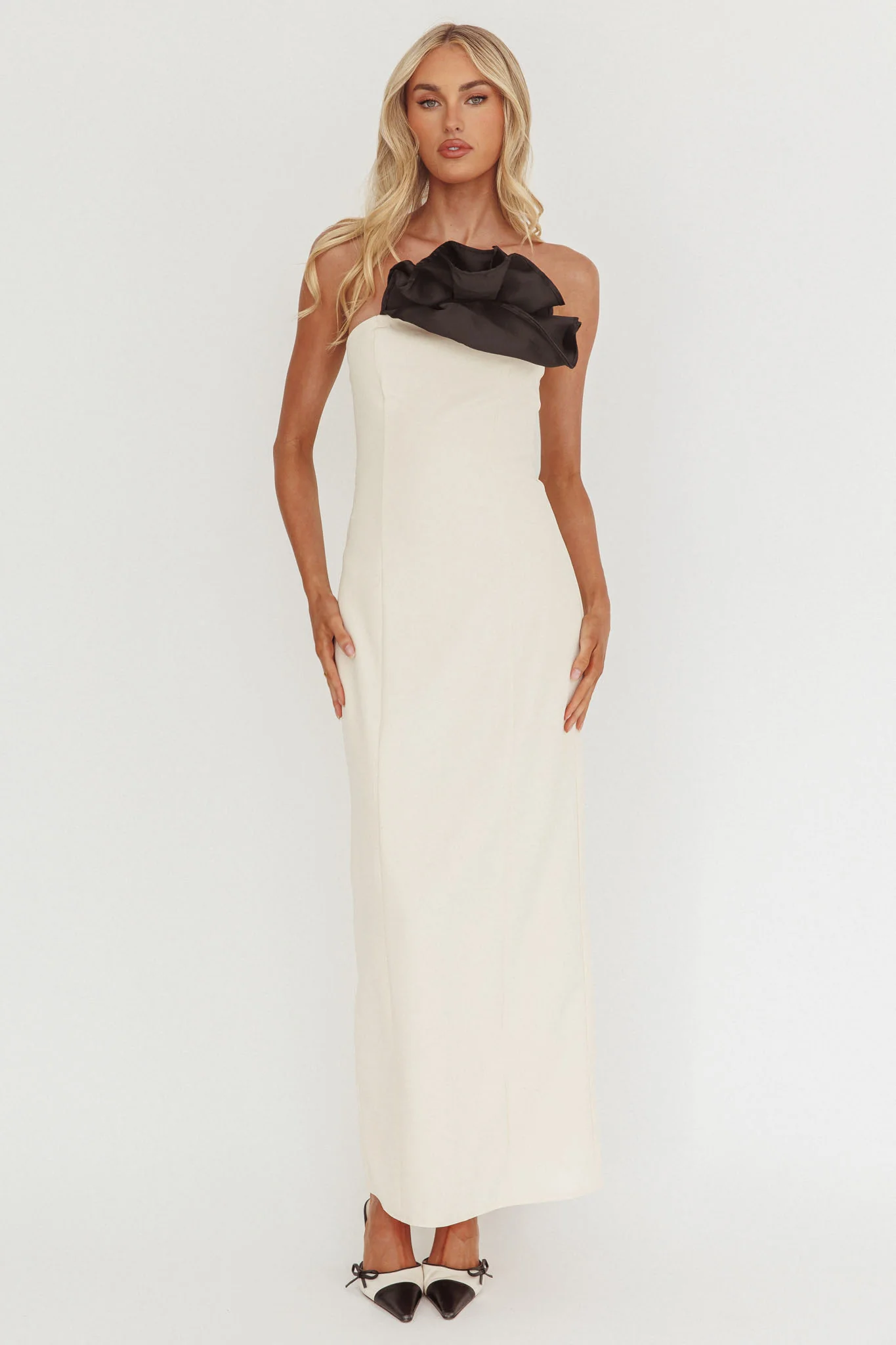 Lonnie Neckline Decoration Maxi Dress Cream - Image 5