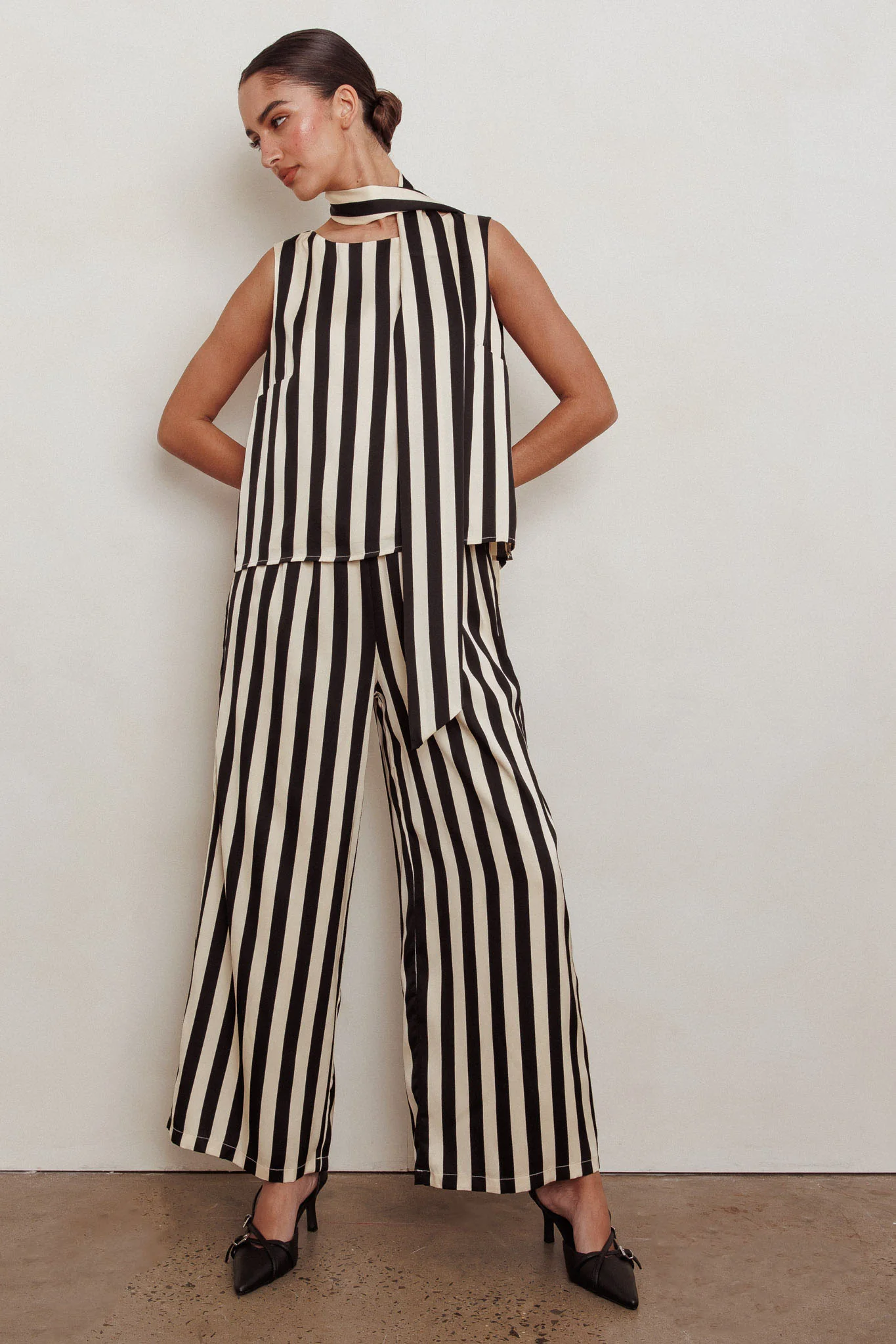 Love Galore Striped Wide Leg Pant Black/Beige - Image 5