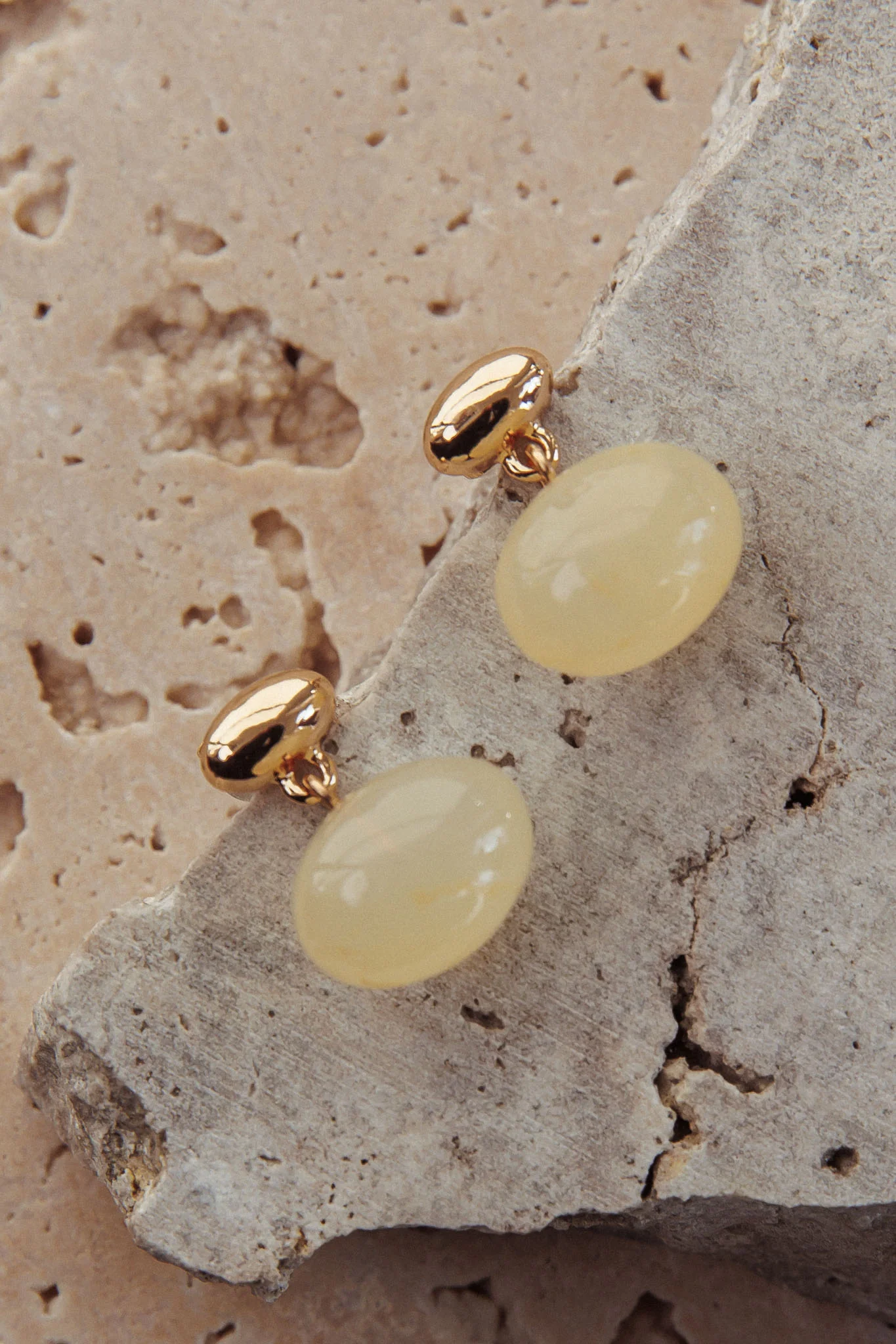 Love Song Oval Cabochon Earrings Gold/Ivory Tort - Image 2