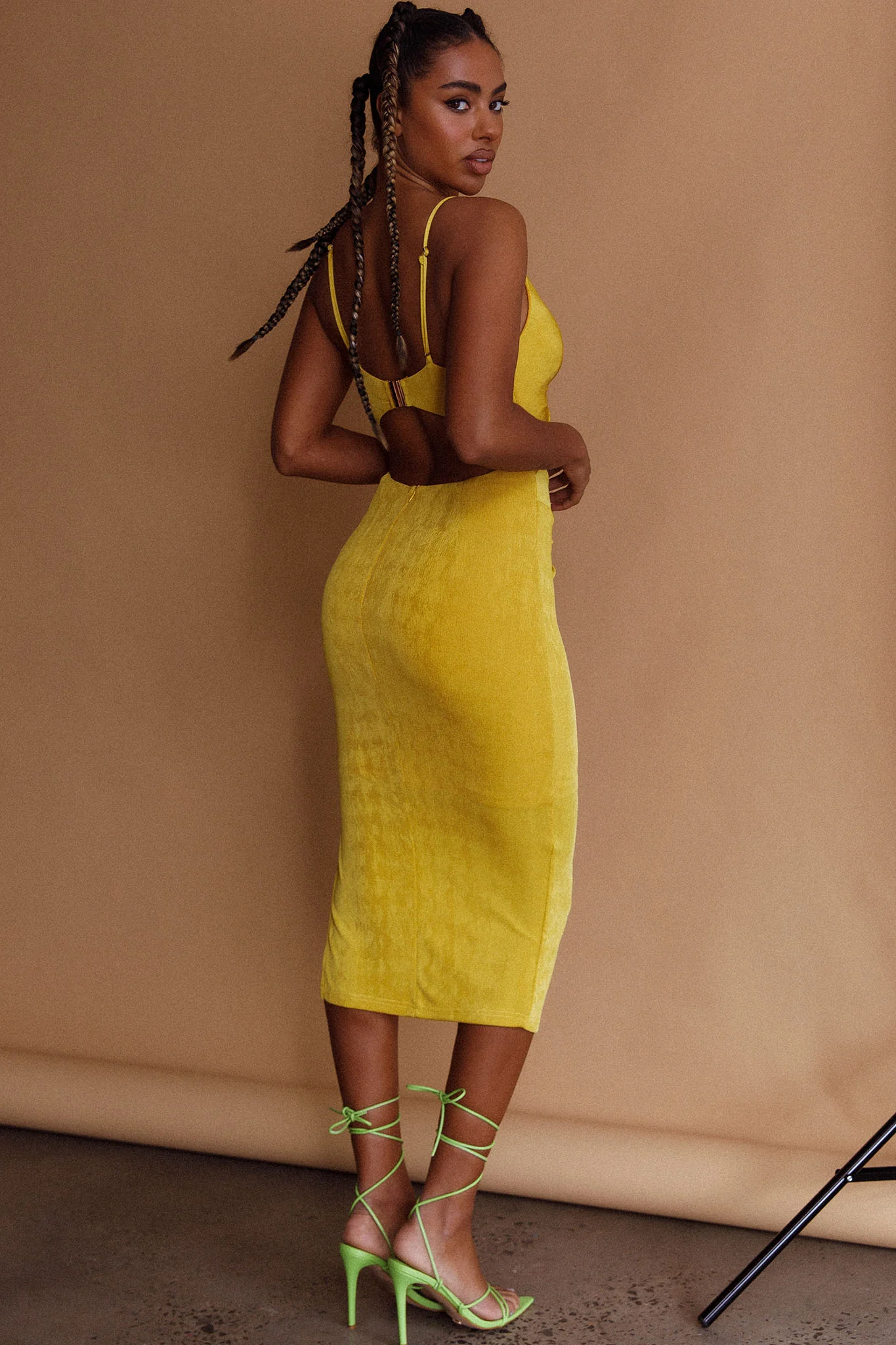 Loving You Cut-Out Waist Midi Dress Yellow - Image 7